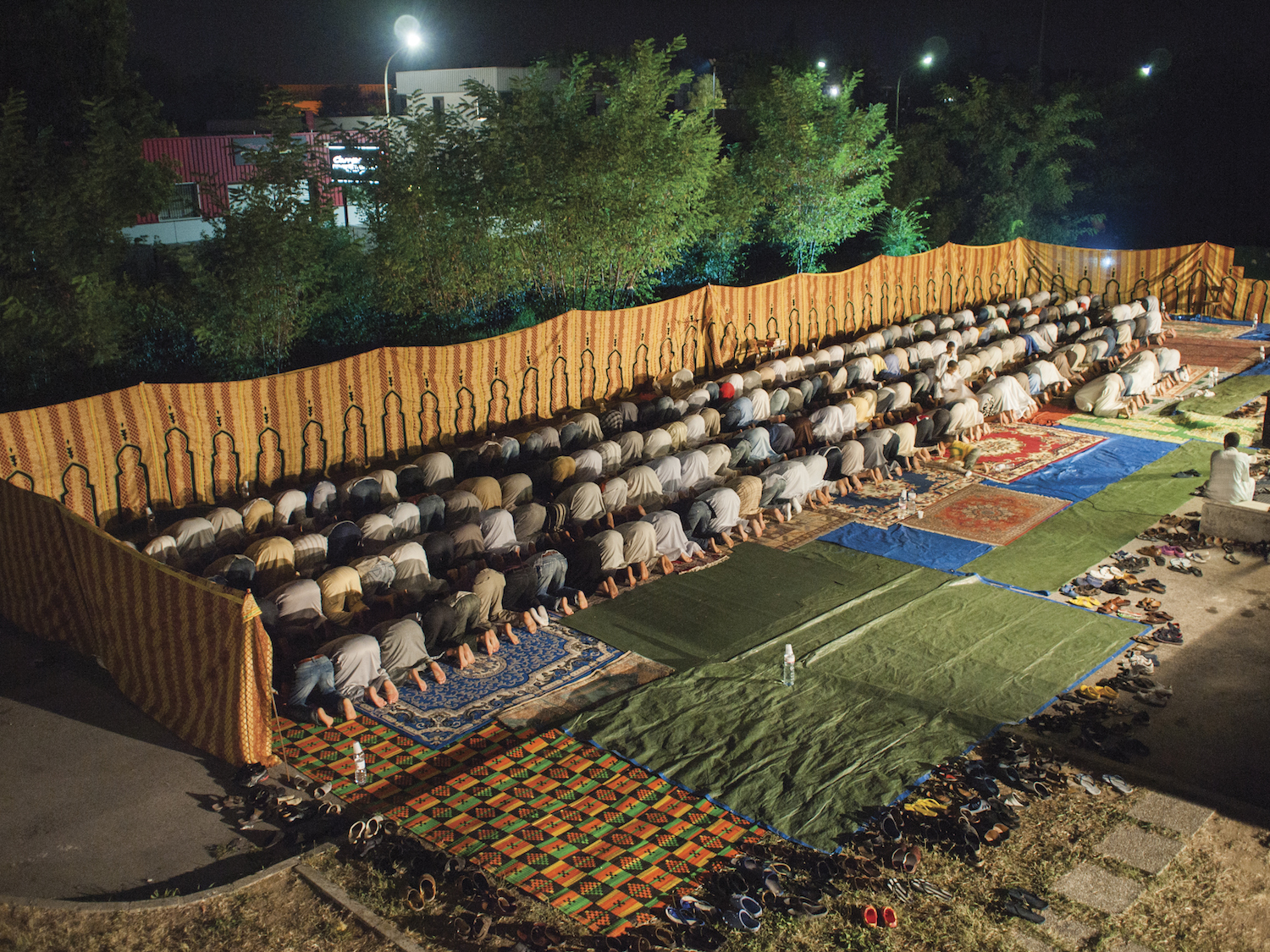 Hidden Islam, Islamic makeshift places of worship in north east Italy, 2009-2013
A parking lot used as Islamic makeshift place of worship, Province of Treviso