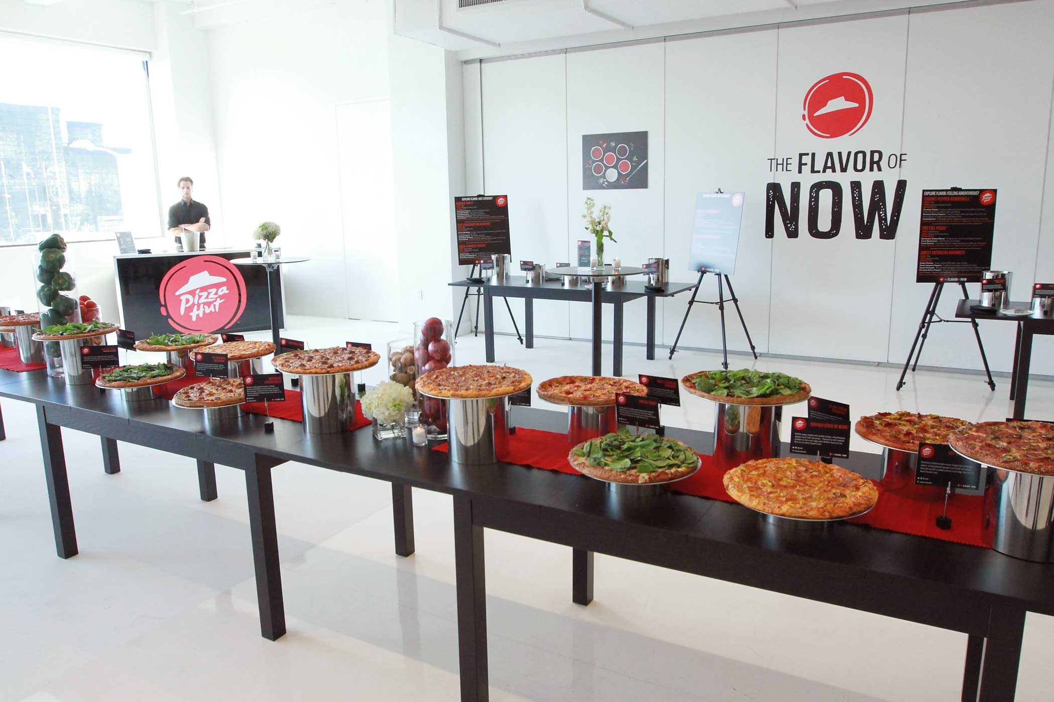 Pizza Hut unveils its new menu in New York on on November 10, 2014. (Rob Kim—Getty Images/Pizza Hut)