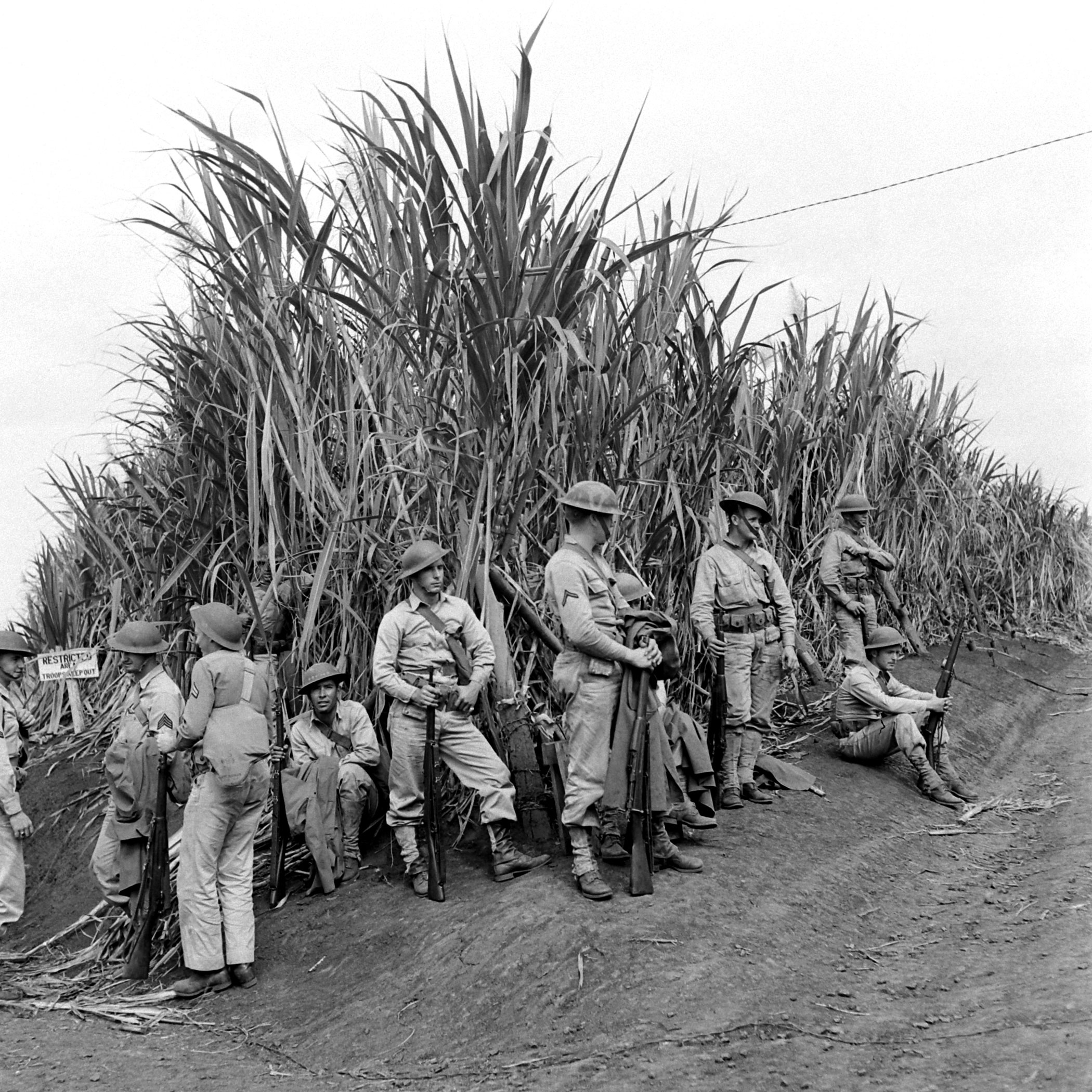 Post-Pearl Harbor training and patrol in Hawaii, early 1942.