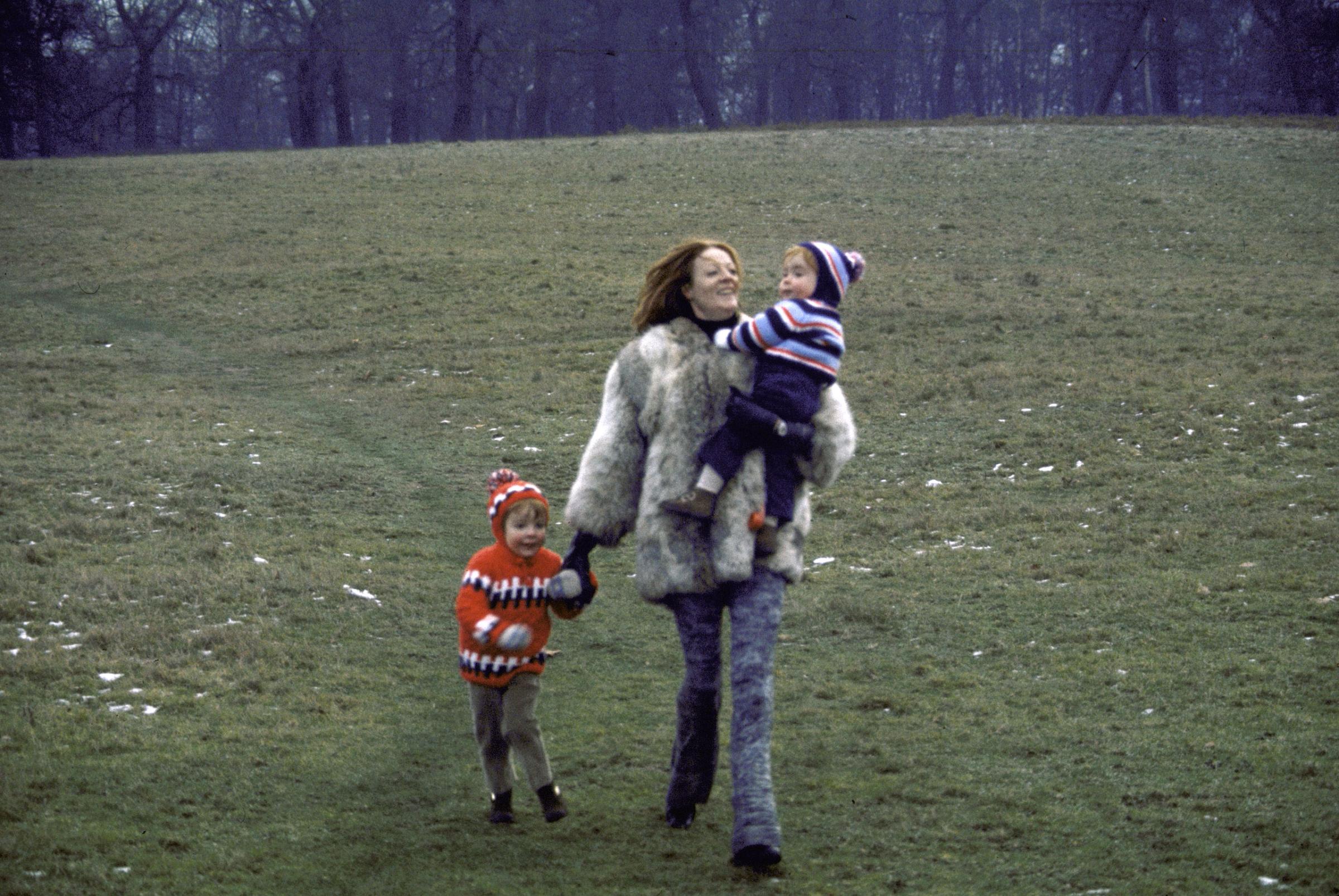 Maggie Smith and her children Christopher and Toby