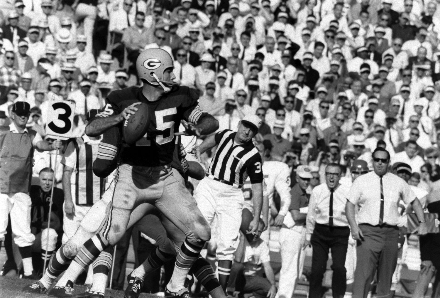 The First Super Bowl: Rare Photos from a Football Classic