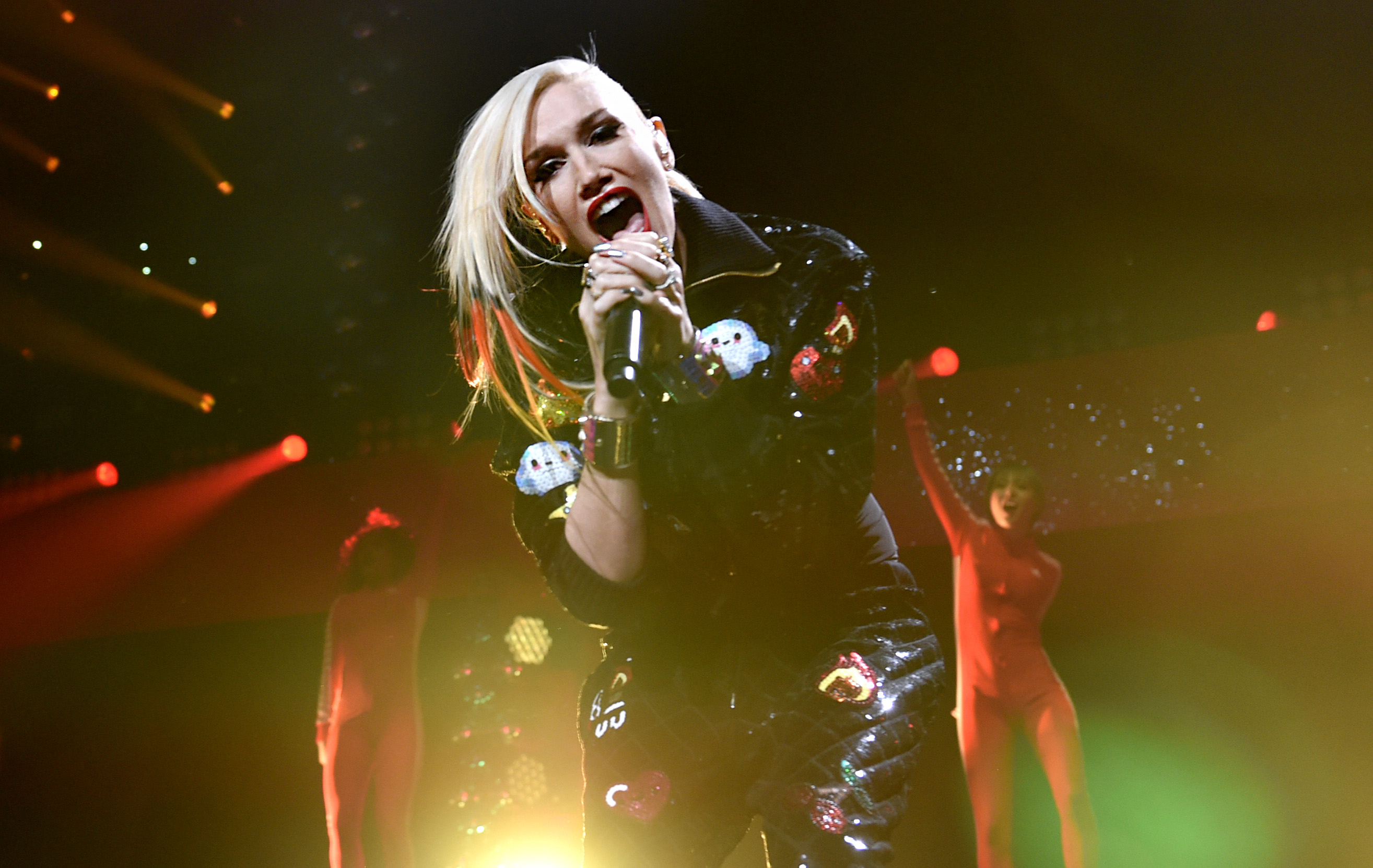 Gwen Stefani performs at KIIS FM's Jingle Ball on Dec. 5, 2014, in Los Angeles. (John Shearer—Invision/AP)