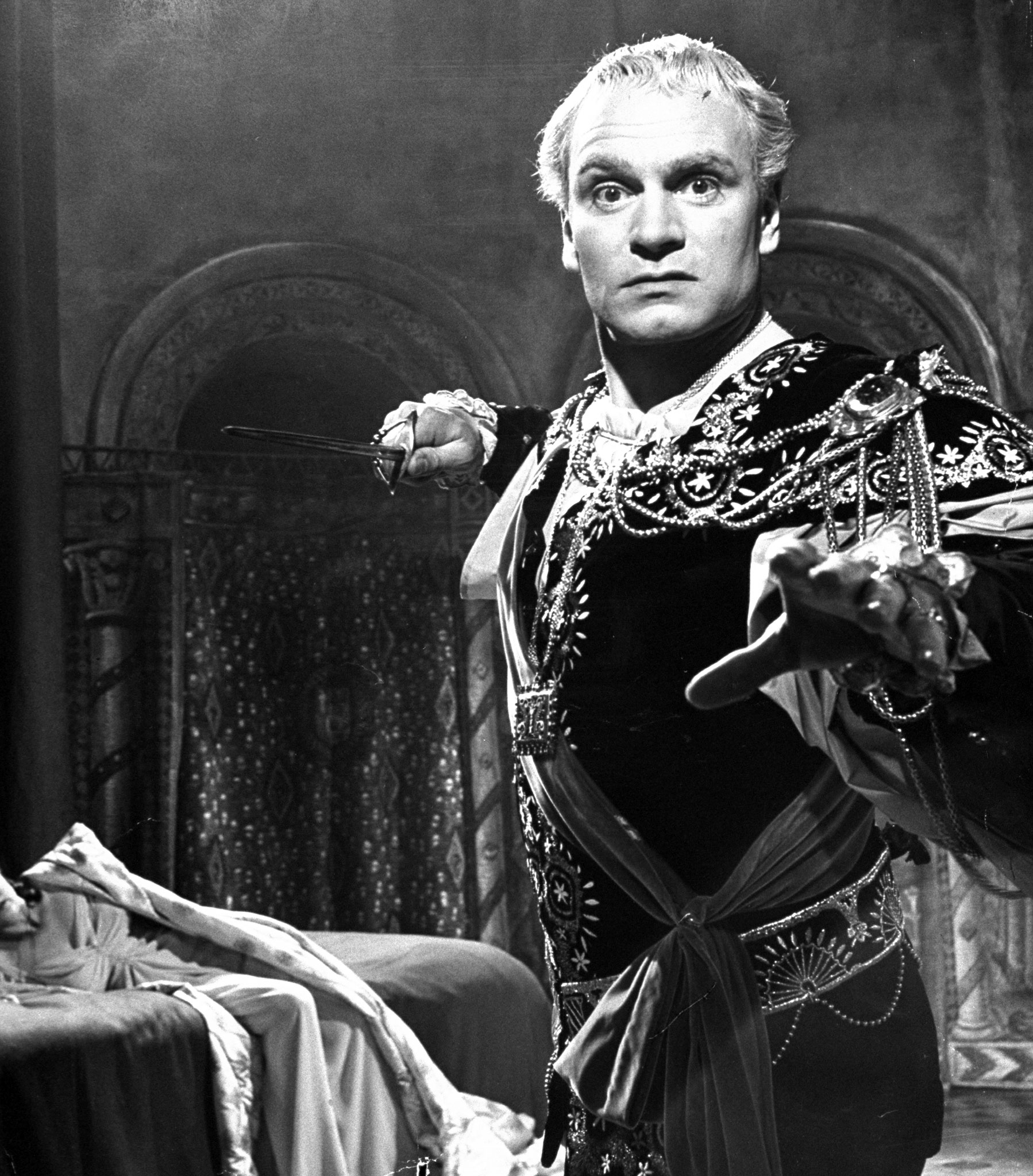 Sir Laurence Olivier as Hamlet, 1947