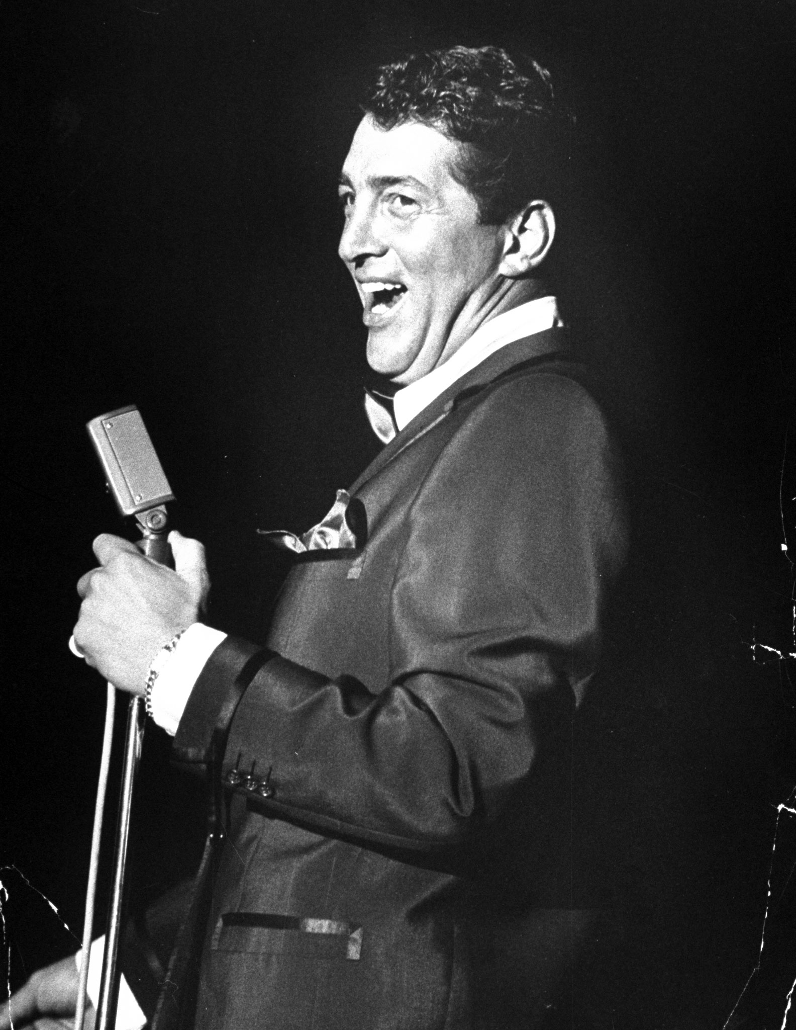 Dean Martin performing at the Sands Hotel in 1958