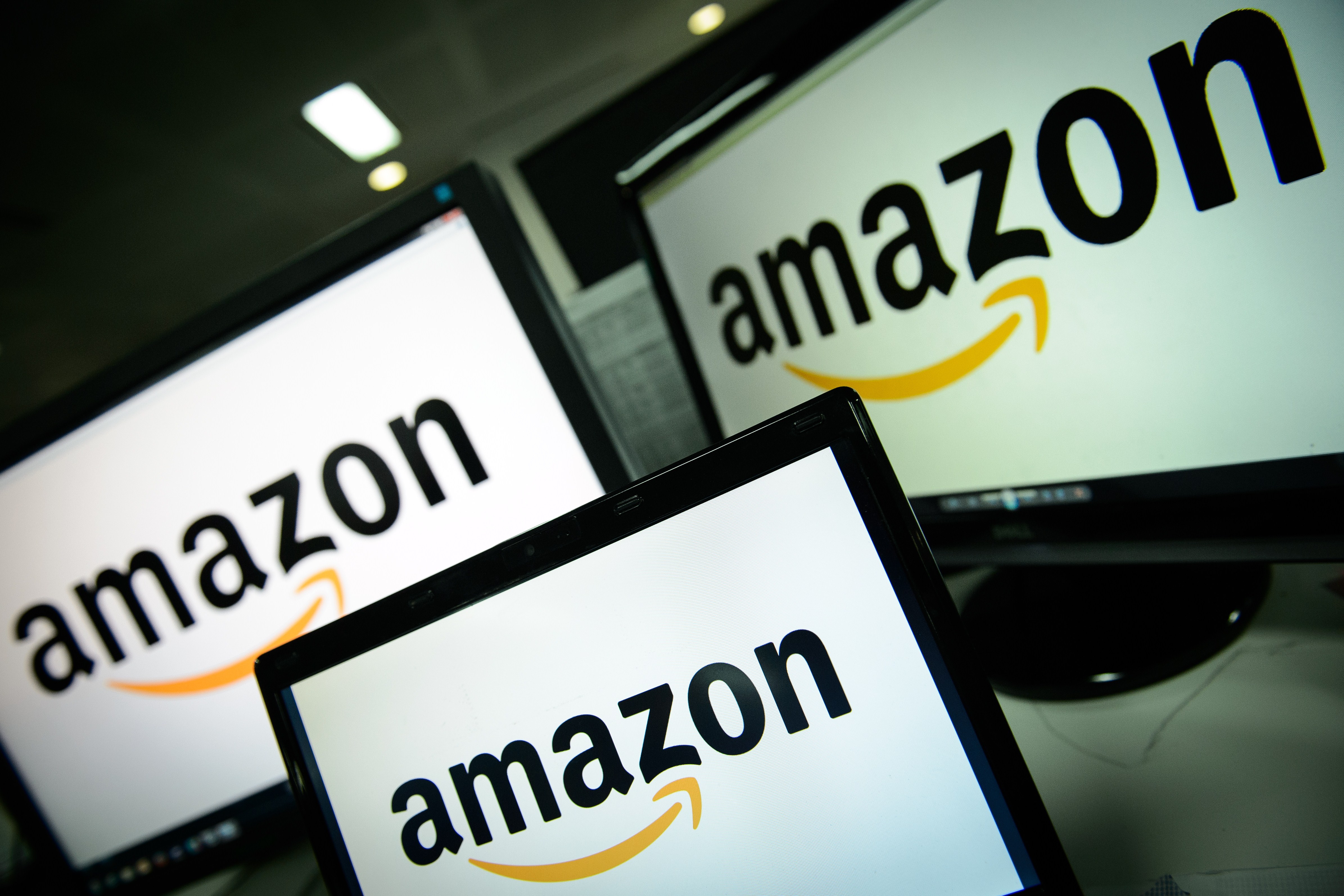 A picture shows the logo of the online retailer Amazon dispalyed on computer screens in London on December 11, 2014. (Leon Neal&mdash;AFP/Getty Images)