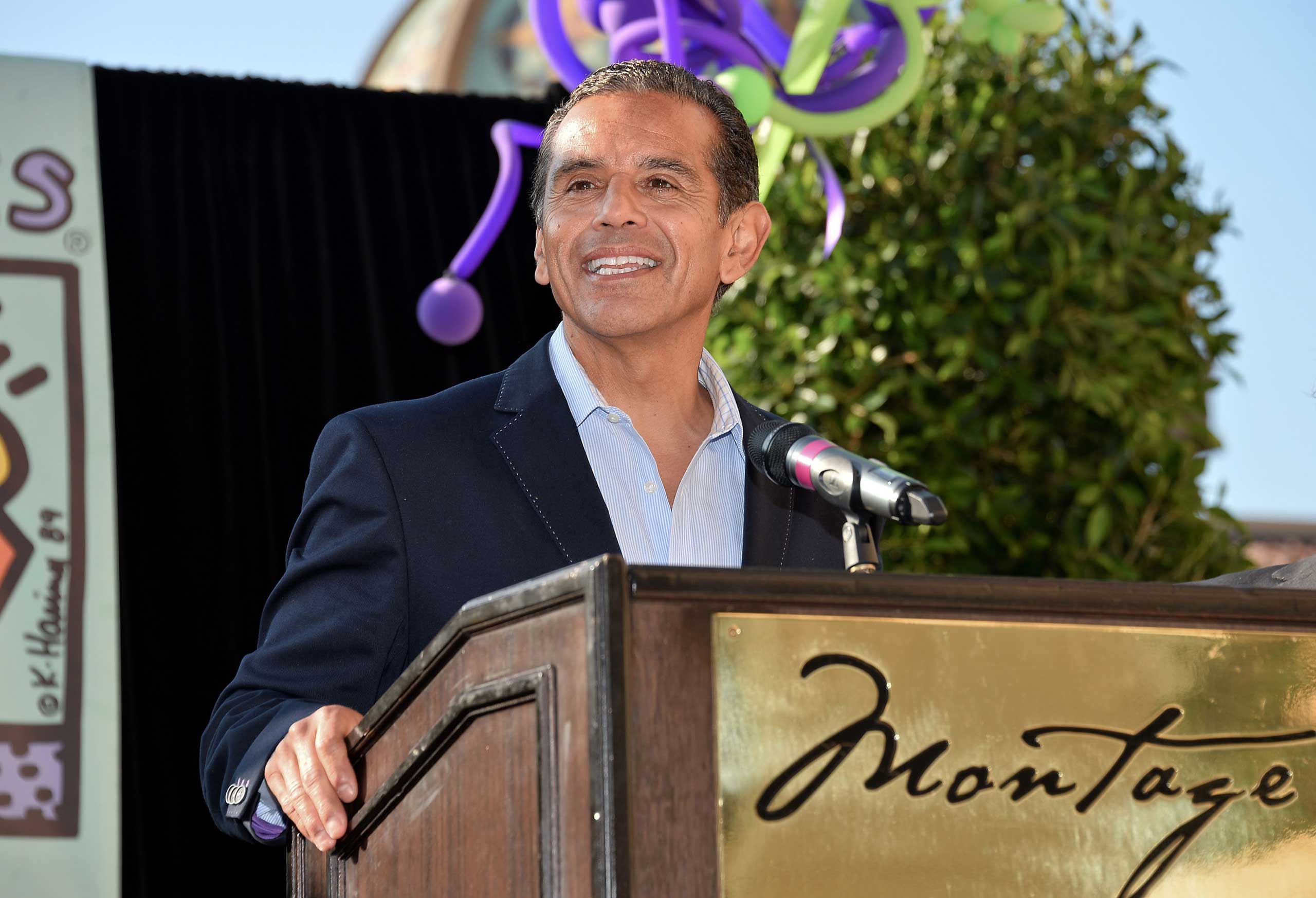 Former Los Angeles Mayor Antonio Villaraigosa attends the Team Maria benefit for Best Buddies at Montage Beverly Hills in Beverly Hills, Calif. on Aug. 18, 2013. (Amanda Edwards—WireImage/Getty Images)