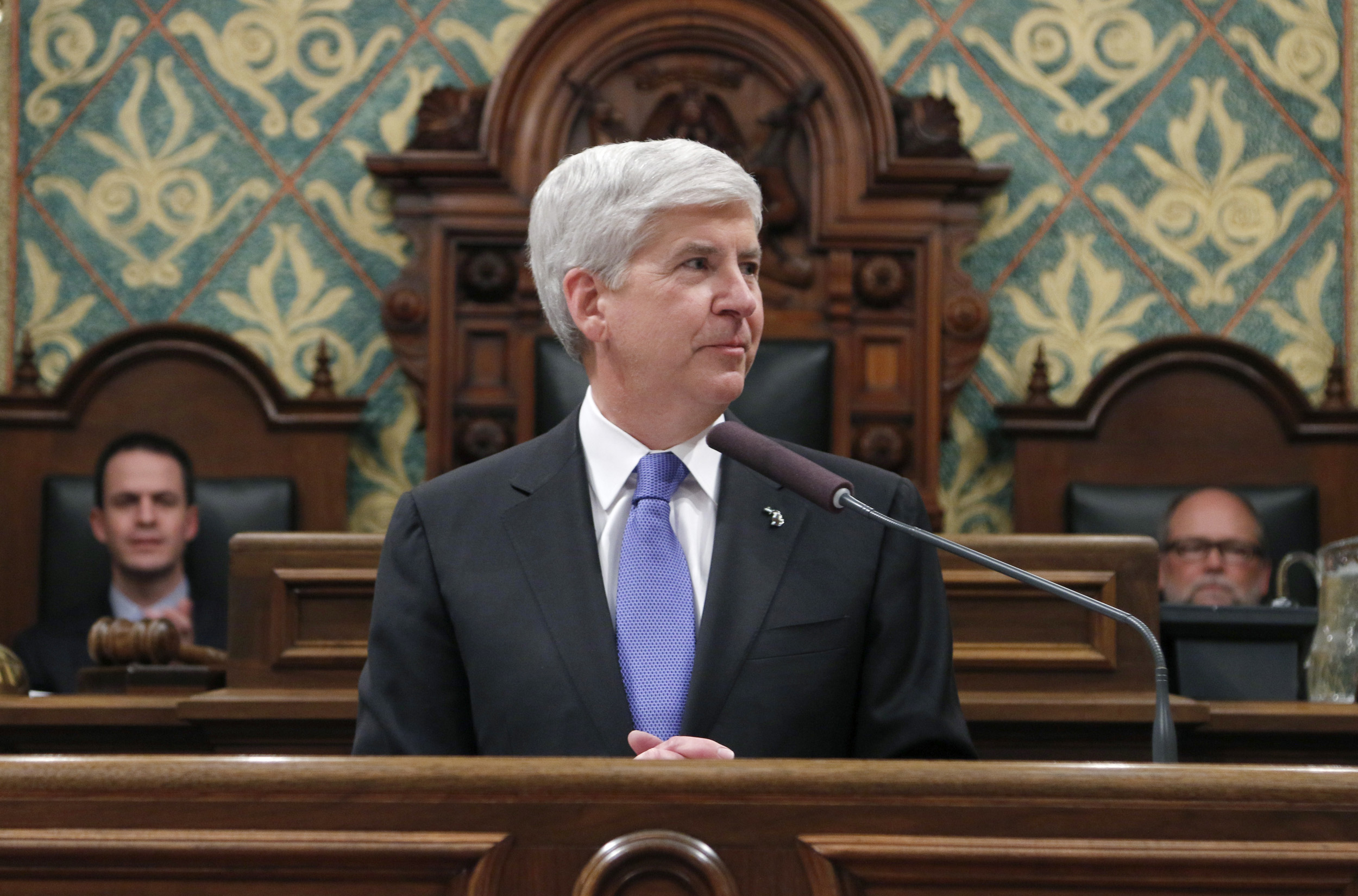 Michigan Gov. Rick Snyder delivers his State of the State address in Lansig, Mich. on Jan. 20, 2015. (Al Goldis—AP)