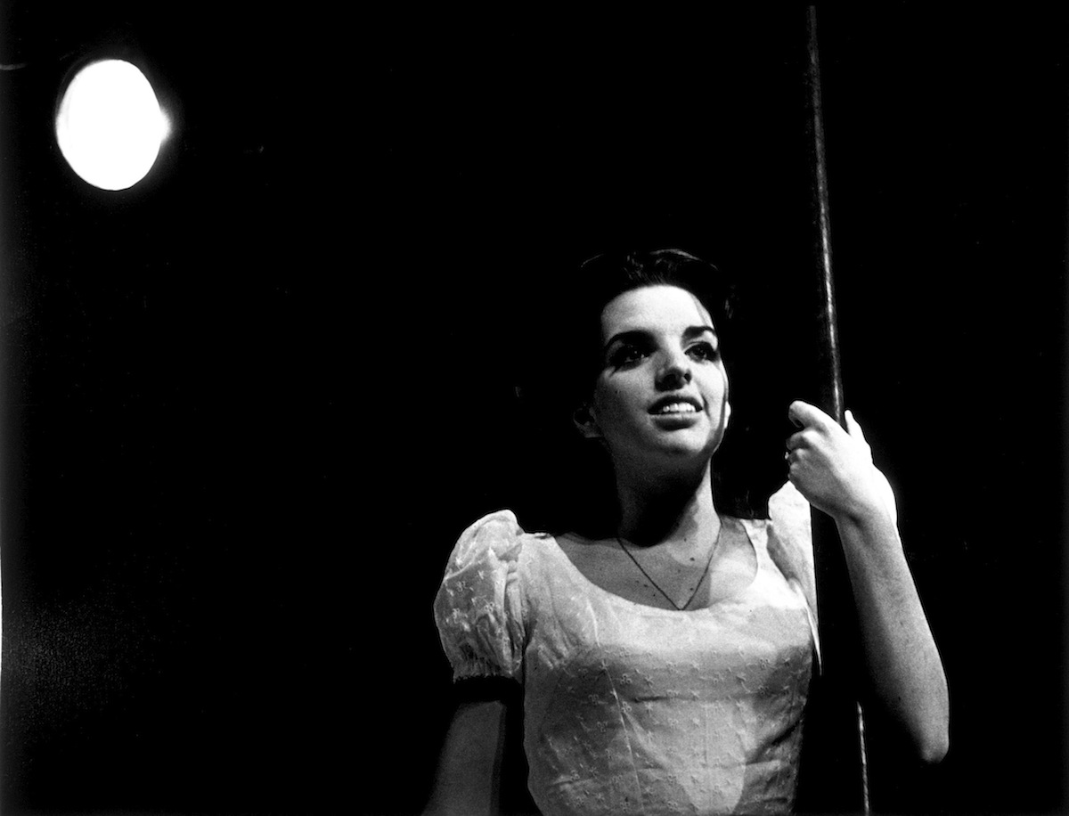 Liza Minnelli in a scene from a 1964 stock production of musical The Fantasticks (Ray Fishe—The LIFE Images Collection/Getty)