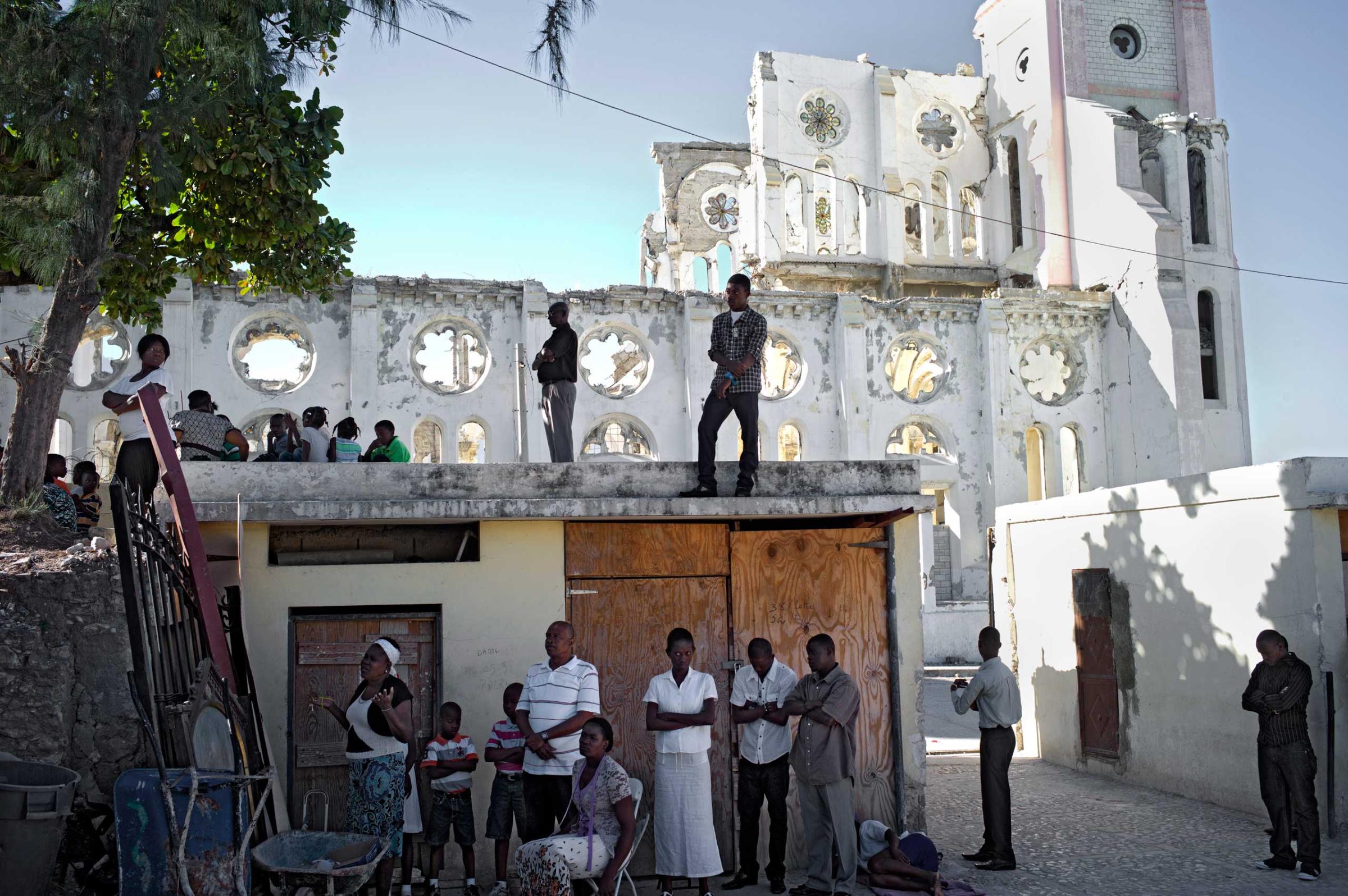 Port-au-Prince, Haïti, 12 January 2013A memorial mass has been organized in front of the cathedral destroyed by the 2010 earthquake.Une grande Messe de recueillement a été organisée au bas de la cathédrale détruite par le tremblement de terre de 2010.