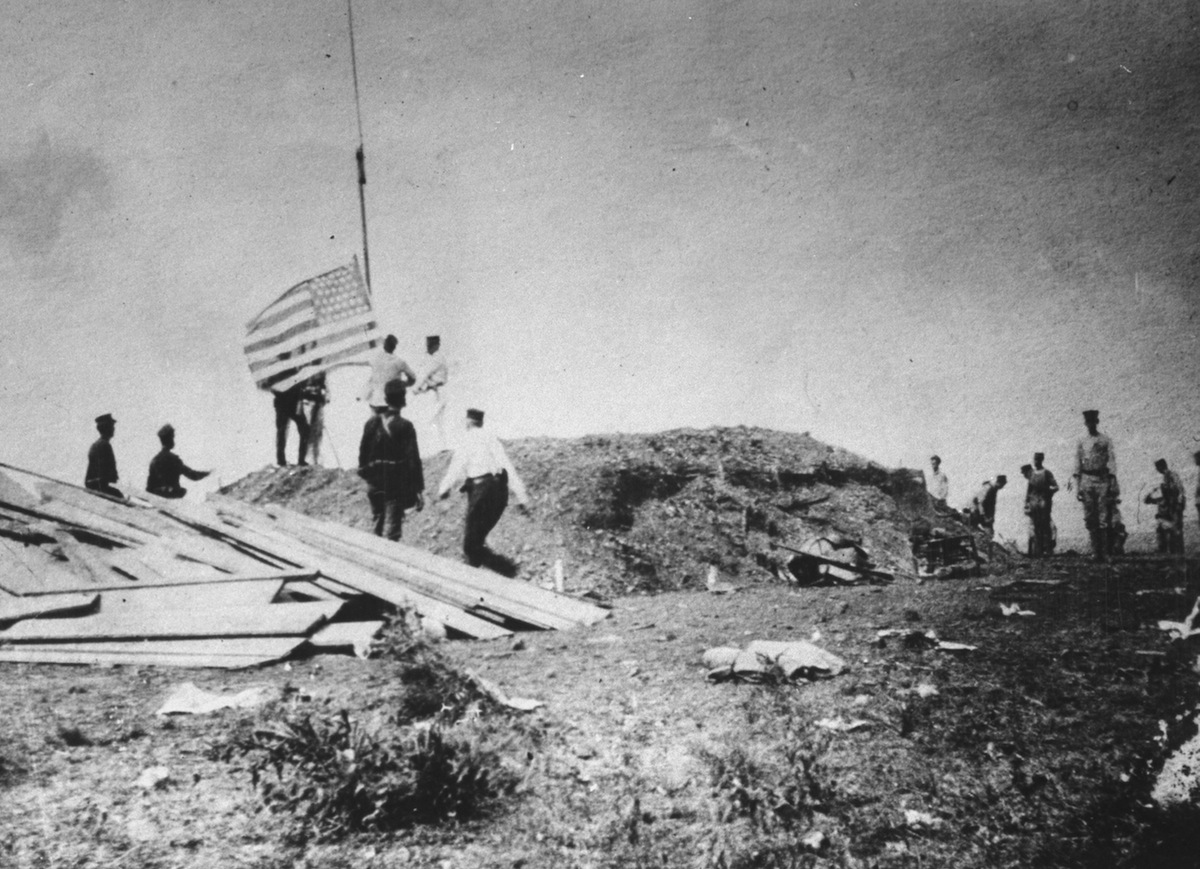 US Marines raising the American Flag over Guantanamo Bay in 1898 (US Marine Corps—The LIFE Images Collection/Getty)