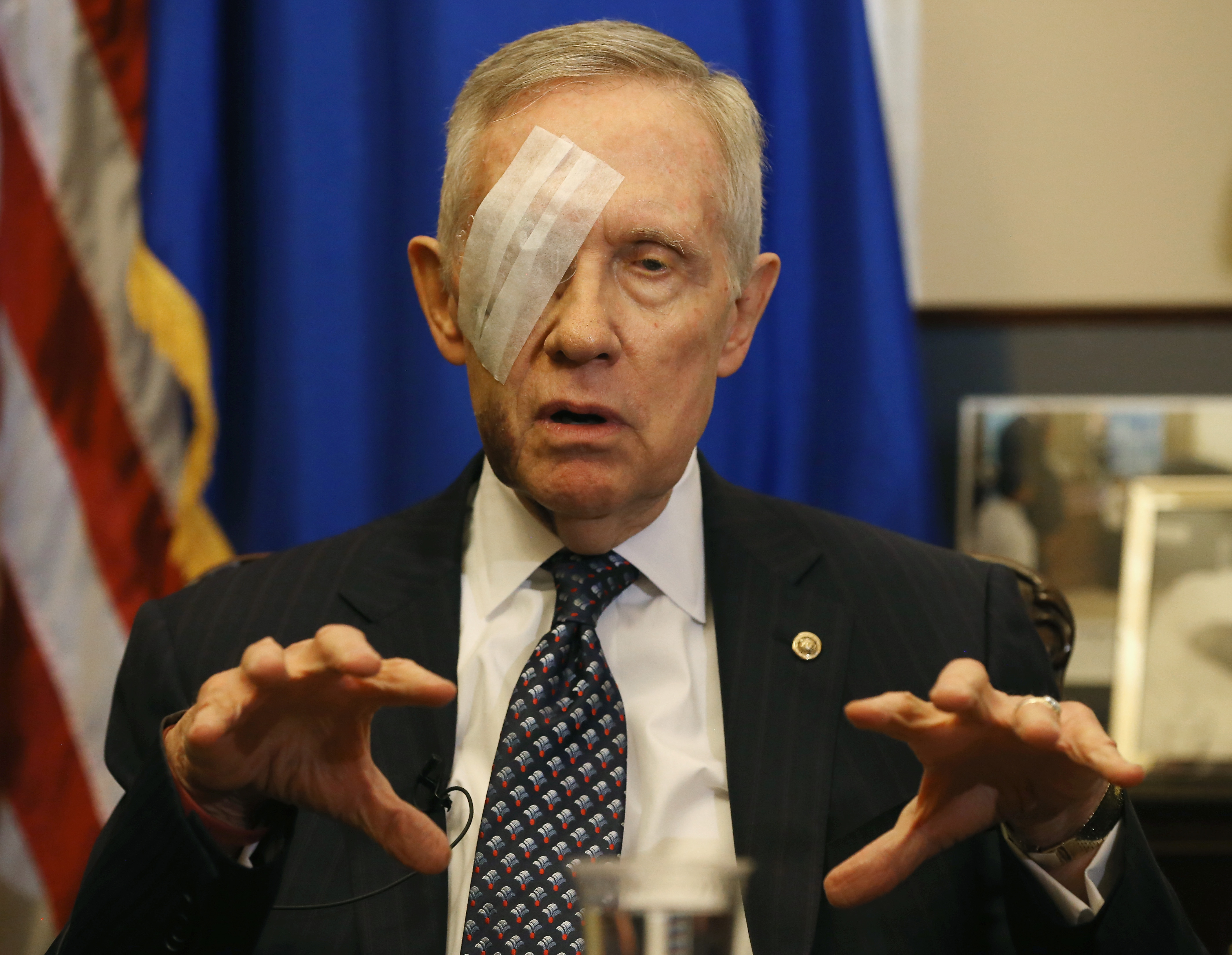Senate Minority Leader Harry Reid (D-AZ) speaks during a pen and pad session with reporters at the US Capitol on Jan. 22, 2015 in Washington D.C. (Mark Wilson—Getty Images)