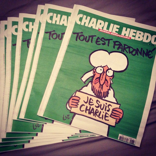 Arthur Cattaneo posted this photo of several copies of the new issue of Charlie Hebdo