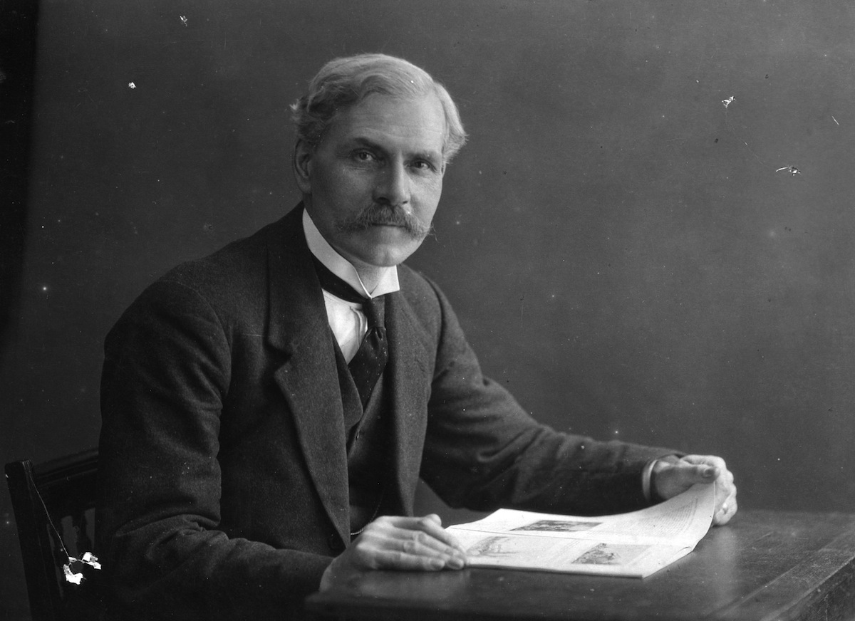 circa 1900:  James Ramsay MacDonald (1866 - 1937), Scottish politician and Britain's first Labour prime minister (Hulton Archive / Getty Images)