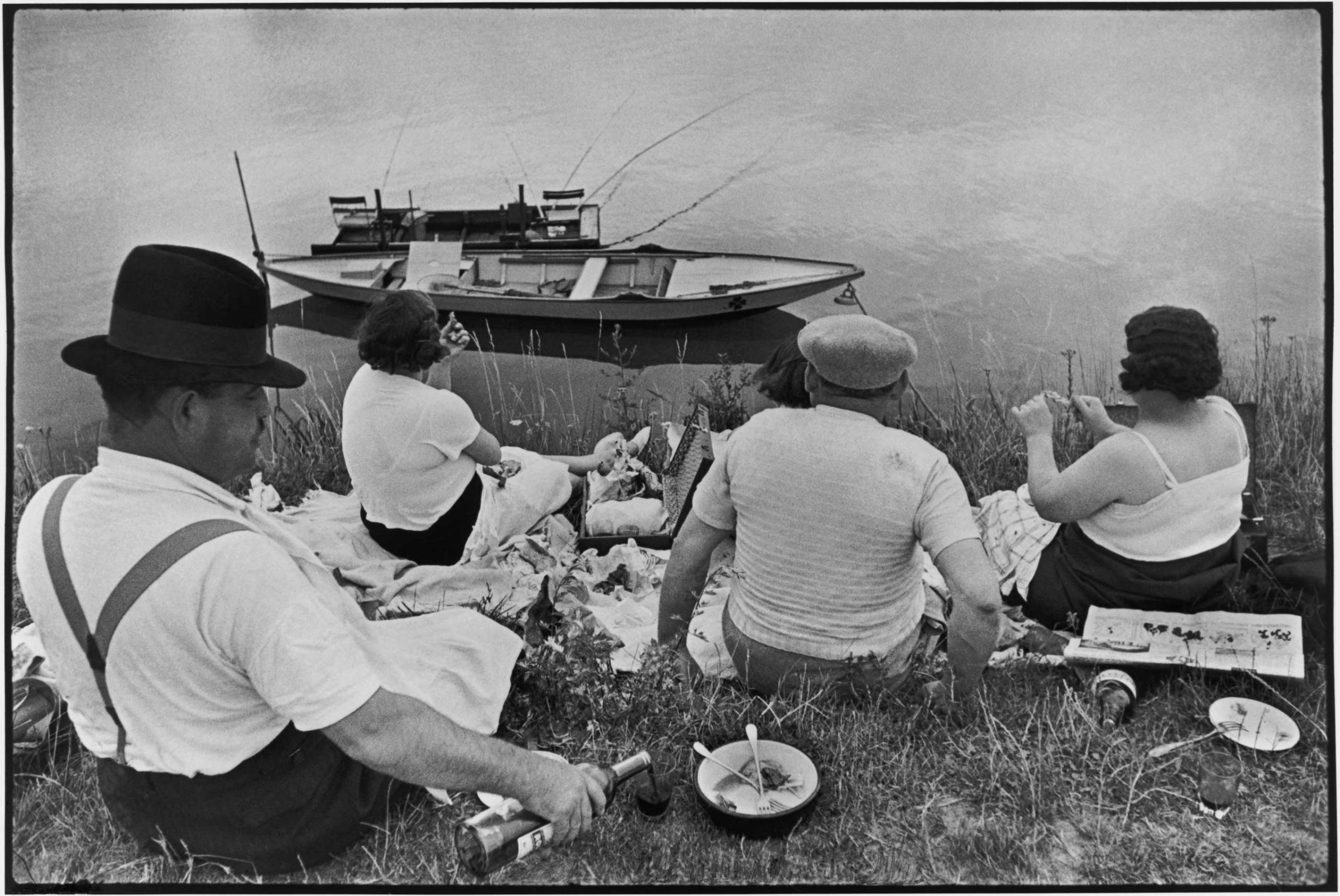 Sunday on the banks of the river Marne. France. 1938.