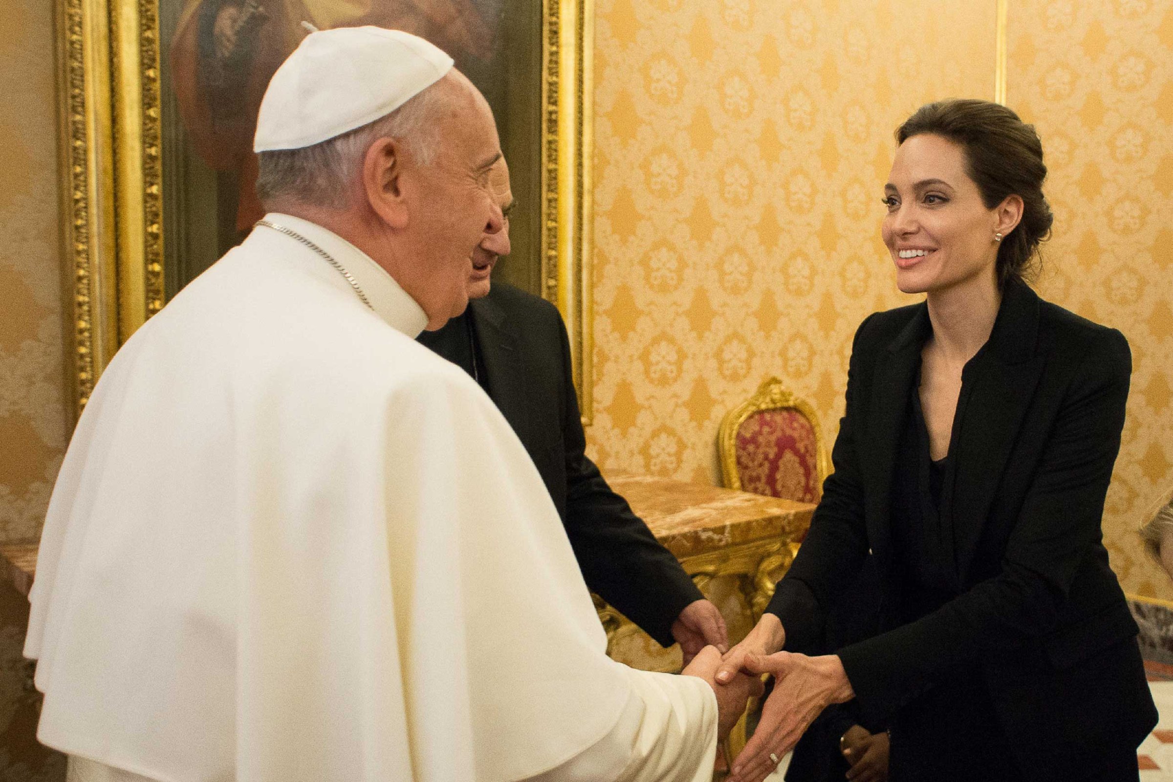 Pope Francis meeting with US actress and UNHCR ambassador Angelina Jolie at the Vatican, Jan. 8, 2015.