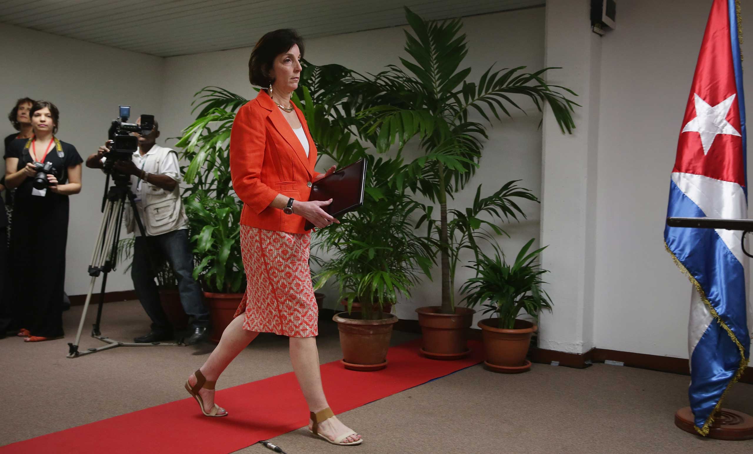 Roberta Jacobson, U.S Assistant Secretary of State for Western Hemisphere Affairs, arrives to speak to the media before taking questions during diplomatic talks with Cuba at the Palacio de las Convenciones de La Habana on Jan. 22, 2015 in Havana, Cuba. (Chip Somodevilla&mdash;Getty Images)