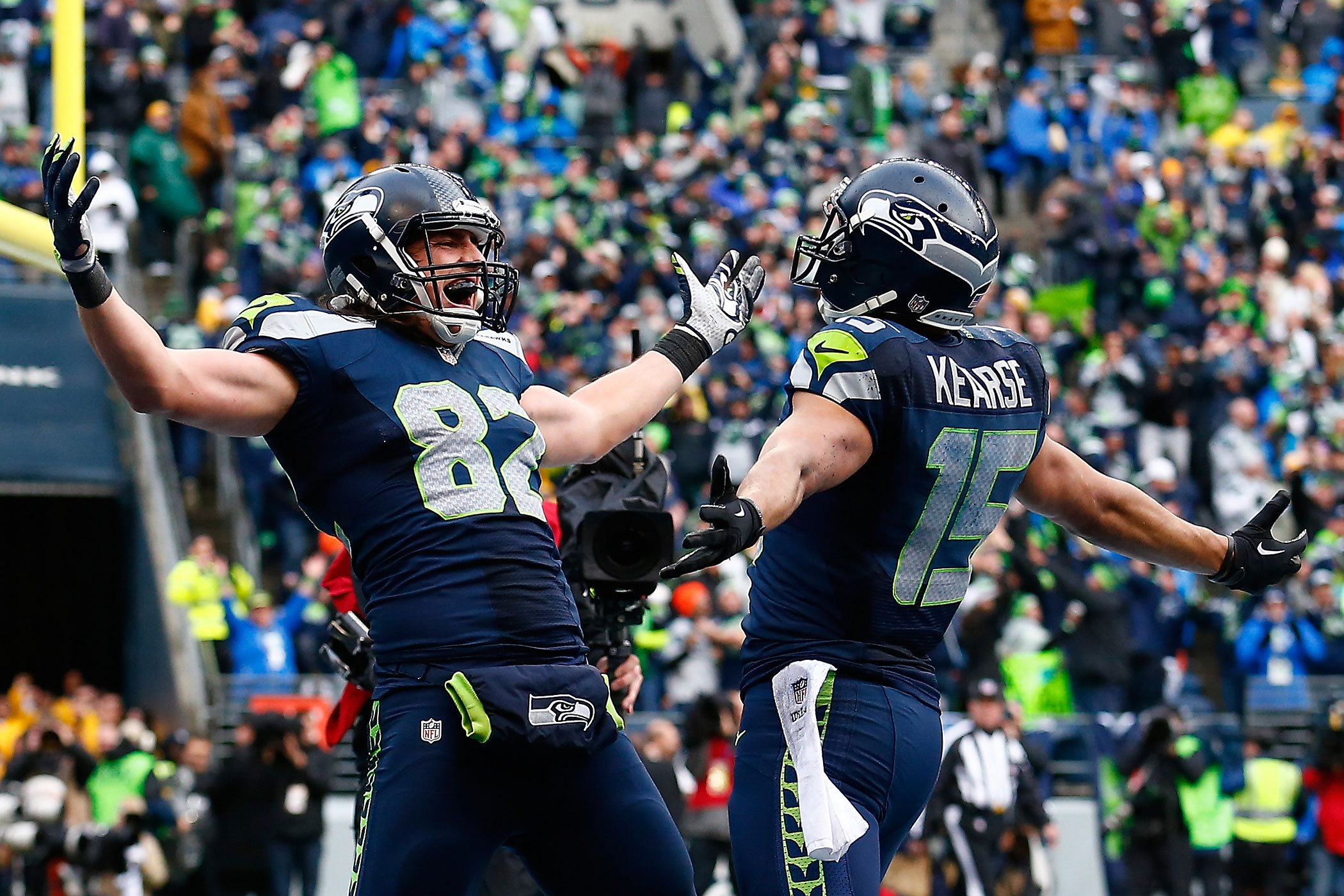 Luke Willson of the Seattle Seahawks celebrates after scoring on a two point conversion during the fourth quarter of the 2015 NFC Championship game against the Green Bay Packers at CenturyLink Field on Jan. 18, 2015 in Seattle, Wash. (Tom Pennington—Getty Images)