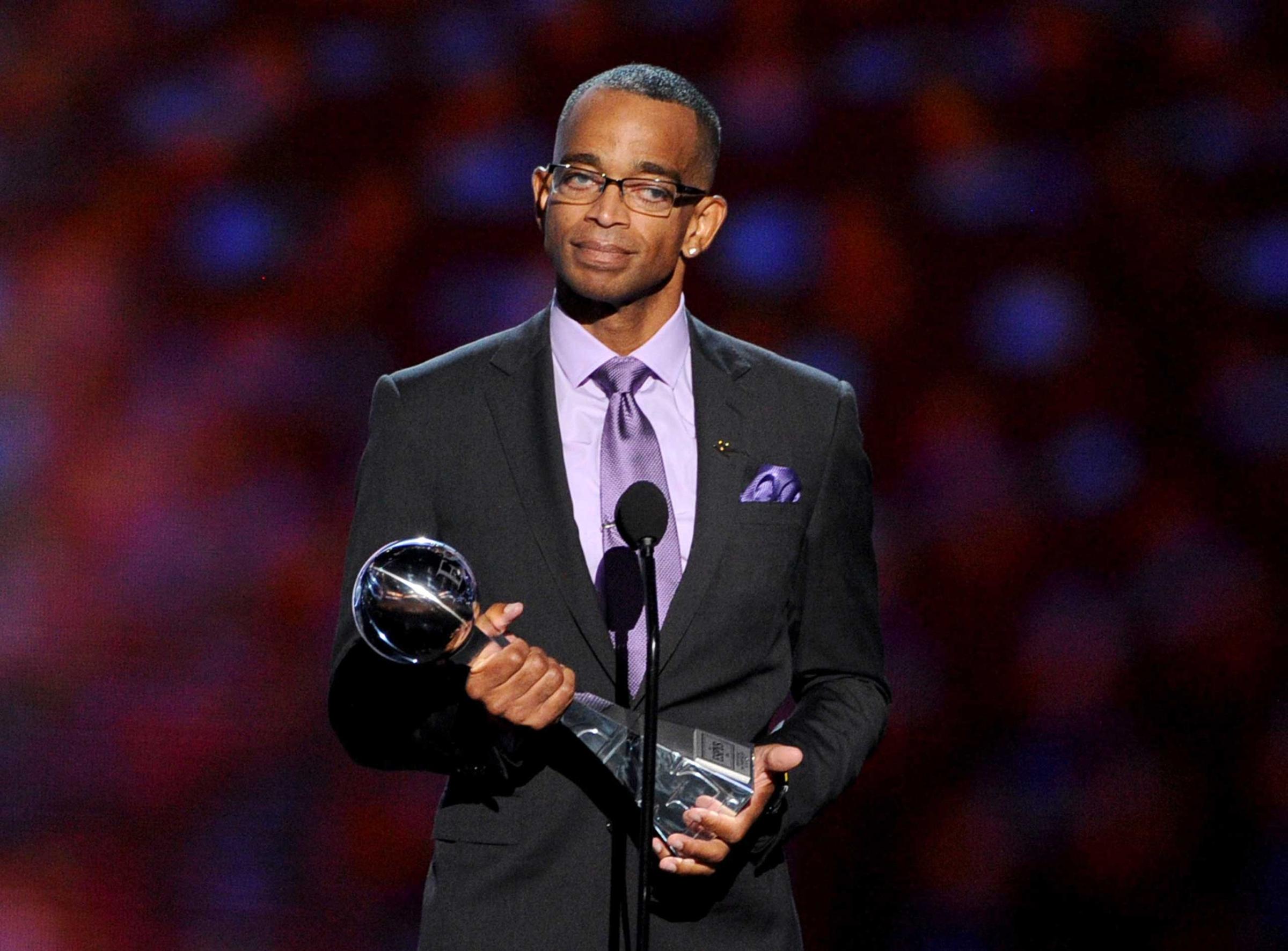 Scott accepts the 2014 Jimmy V Perseverance Award onstage during the 2014 ESPYS at Nokia Theatre L.A. Live on July 16, 2014 in Los Angeles.