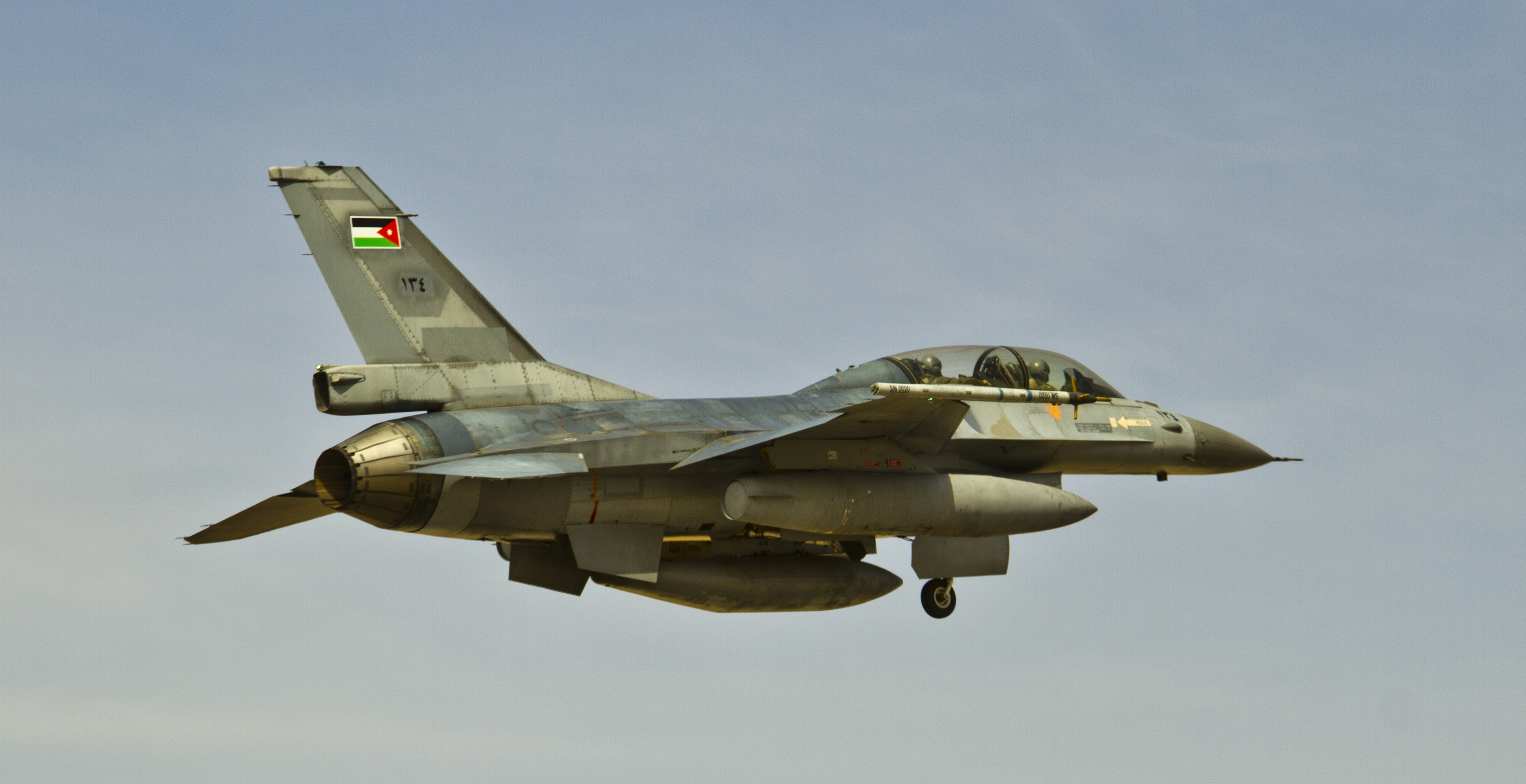 Up to 20 Royal Jordanian Air Force F-16s like this one attacked ISIS targets on Thursday, reportedly killing 55 militants. (U.S. Air Force)