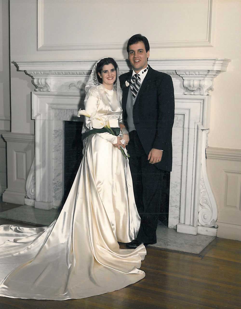 Chris Christie and Mary Pat on their wedding day in 1986.