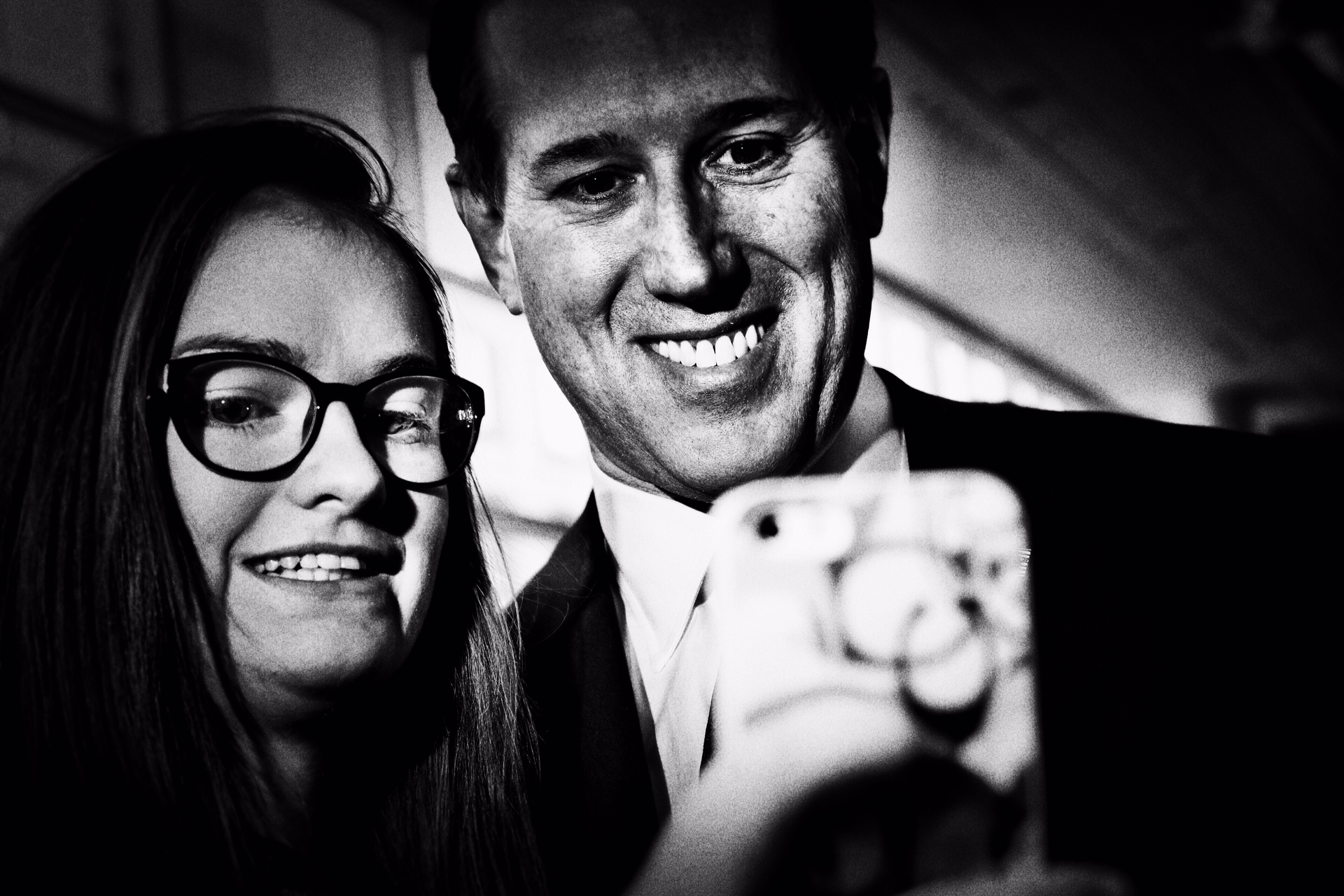 Rick Santorum takes a selfie with a supporter at CPAC in National Harbor, Md. on Feb. 27, 2015.