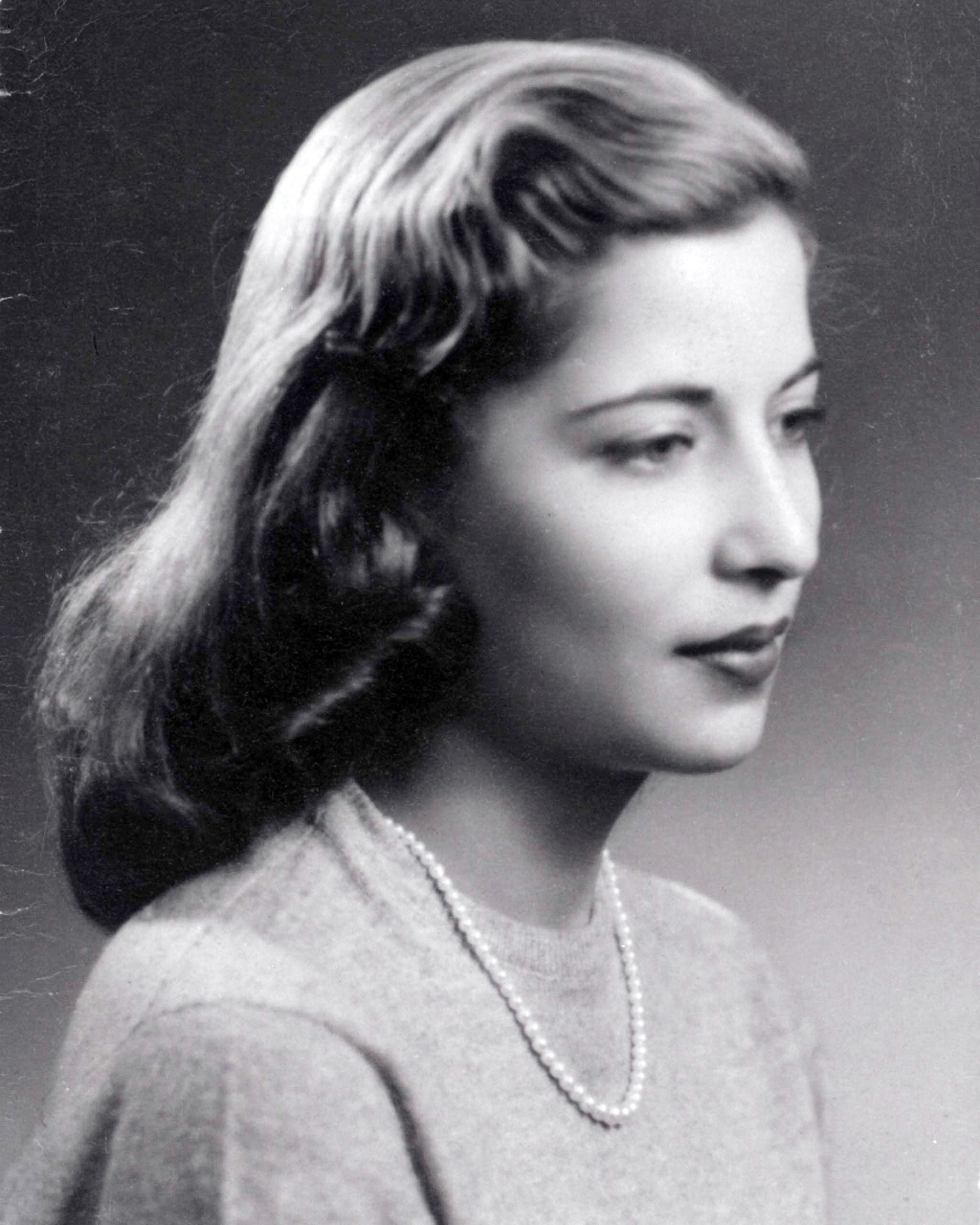 December,  1953
                              Studio photograph of Ruth Bader, taken in Dec. 1953 when she was a Senior at Cornell University.