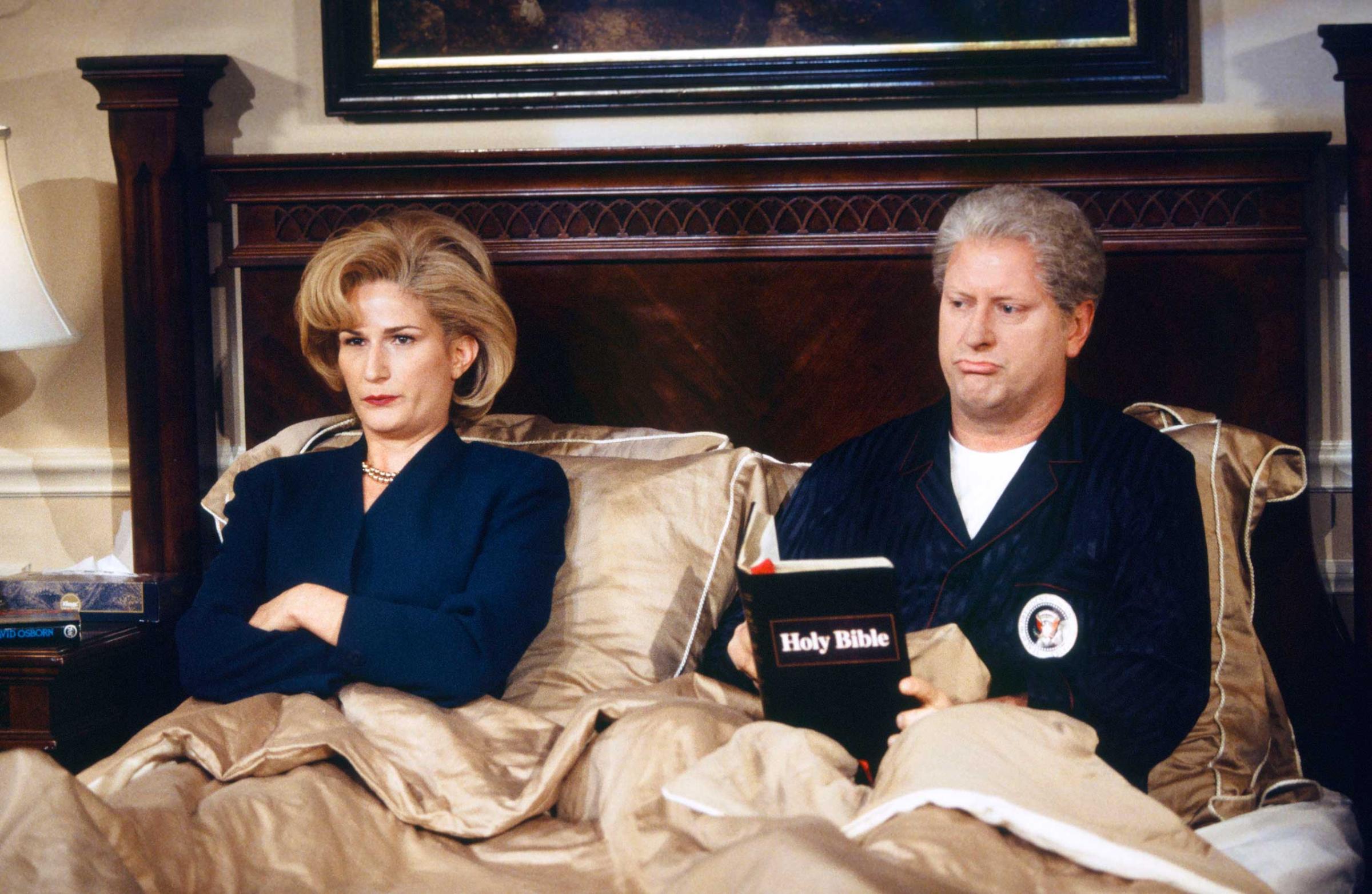 Ana Gasteyer as Hillary Clinton and Darrell Hammond as President Bill Clinton during the 'Bedtime at the White House' skit on Oct. 3, 1998.
