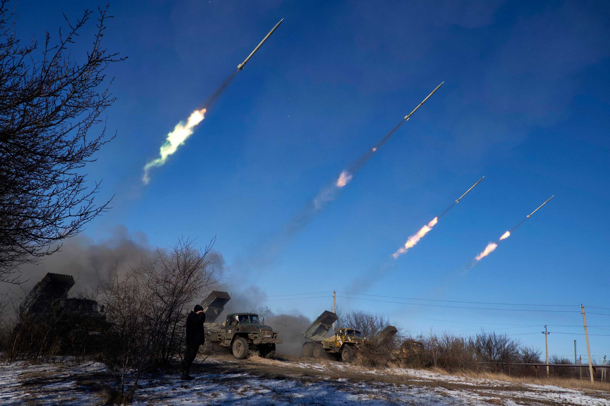 Pro-Russian rebels fire artillery grad rockets towards Debaltseve on Feb. 18, 2015, near Vuglegirsk.