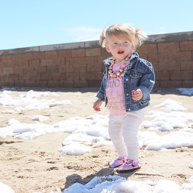 Nikki Swain posted rare snow photos in Huntington Beach and said,  Happy Tuesday.