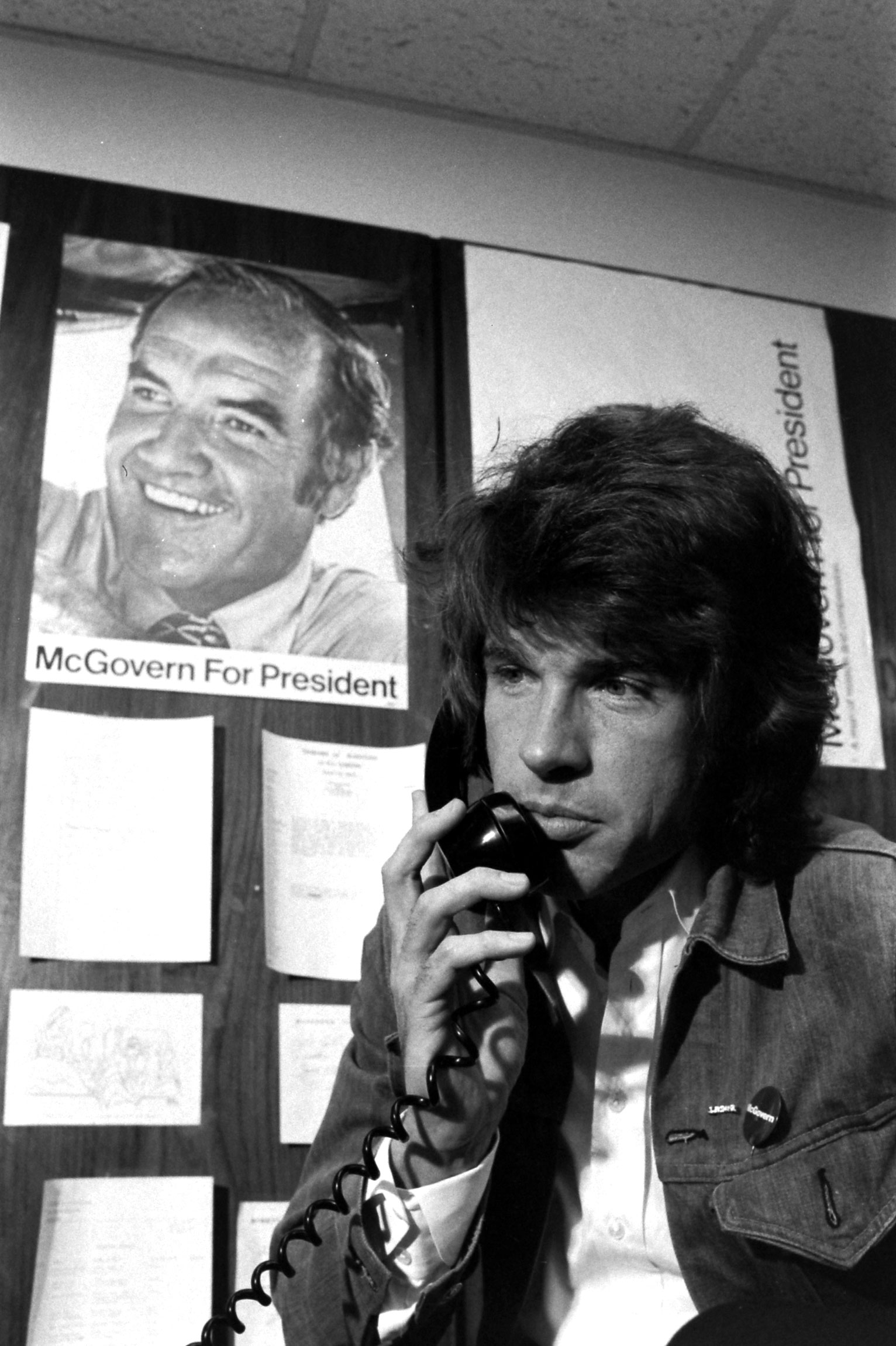 Warren Beatty on the phone, 1972.