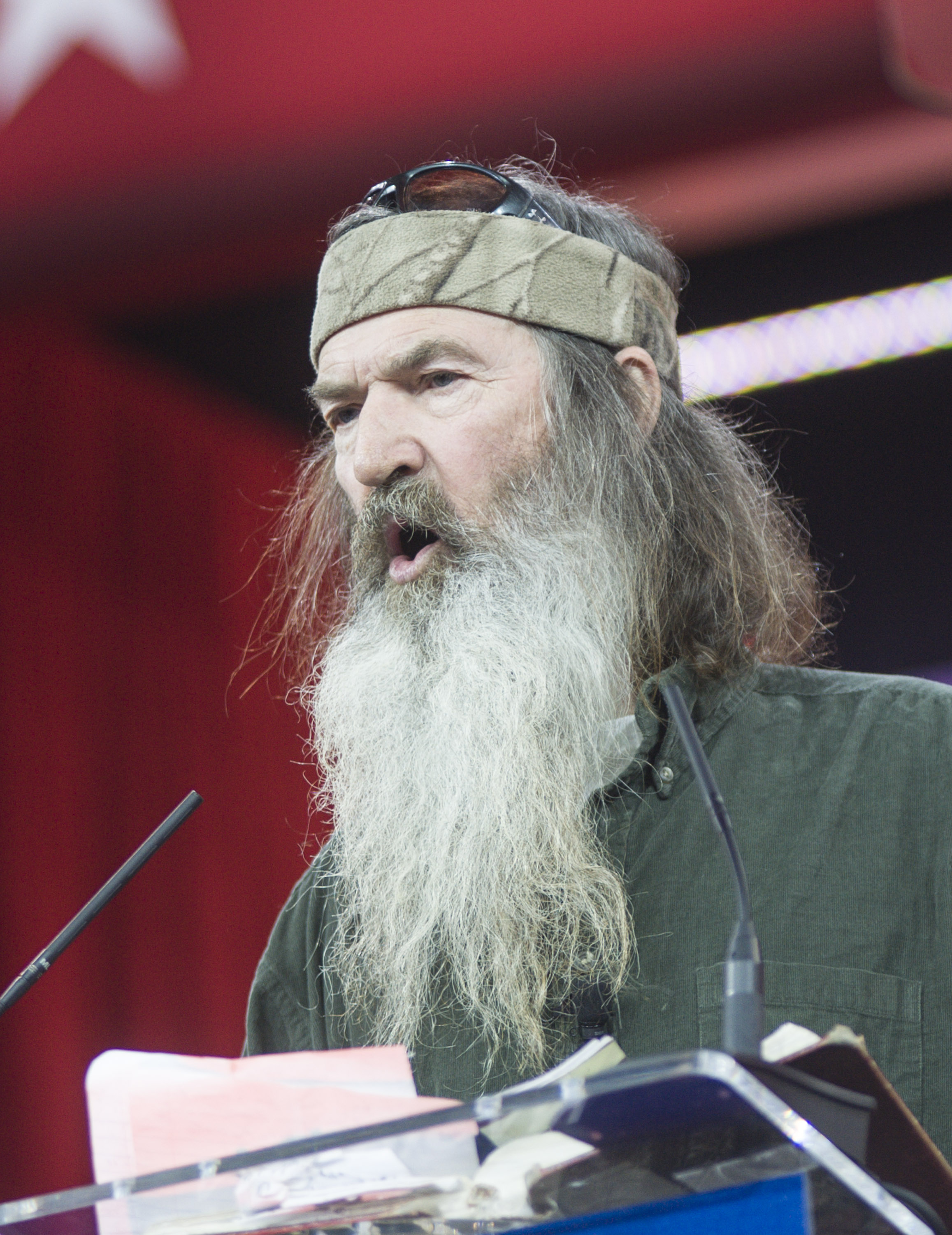 Duck Dynasty's Phil Robertson and The Duggars Speak At CPAC