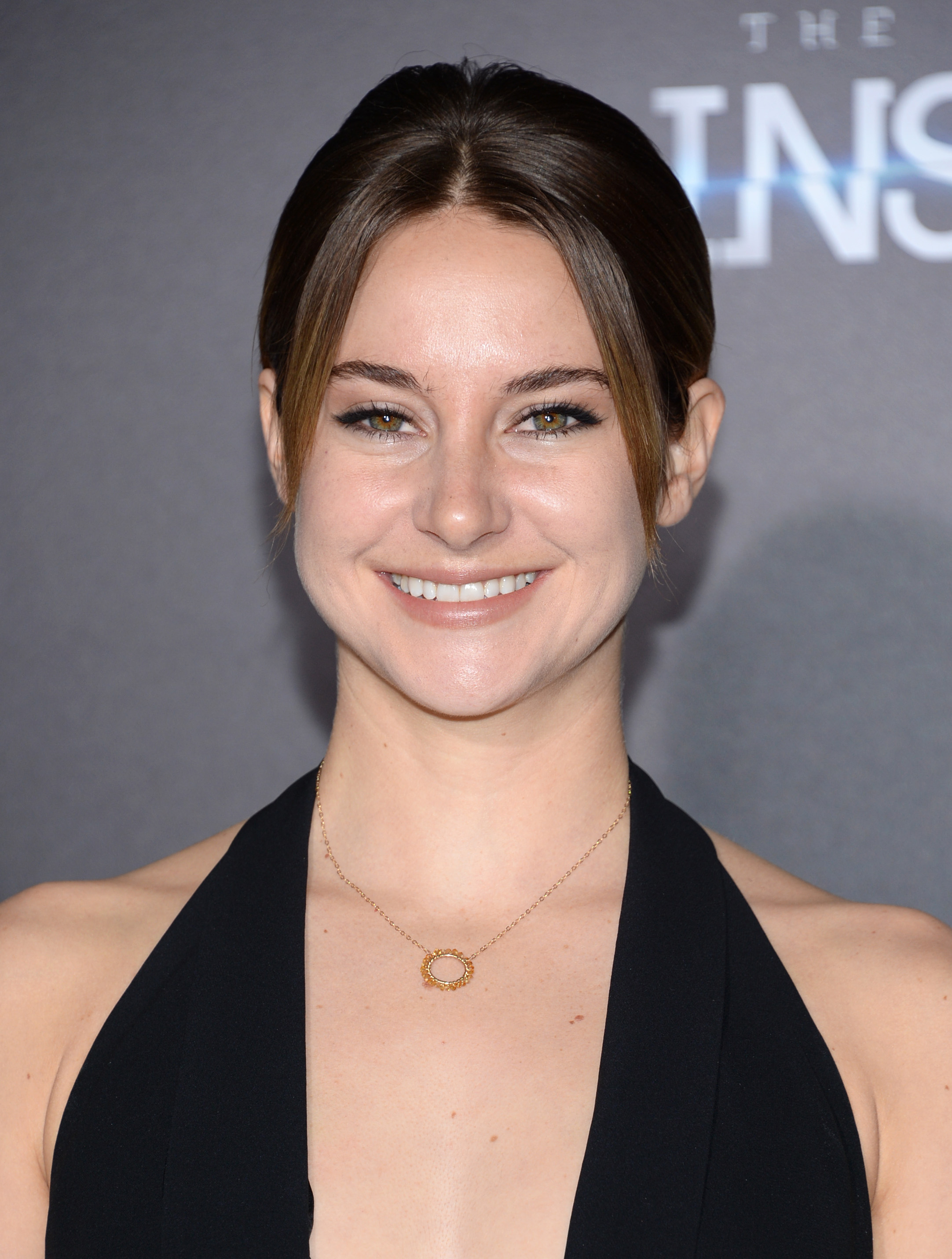 Shailene Woodley arrives at the premiere of "The Divergent Series: Insurgent" in New York City on March 16, 2015.