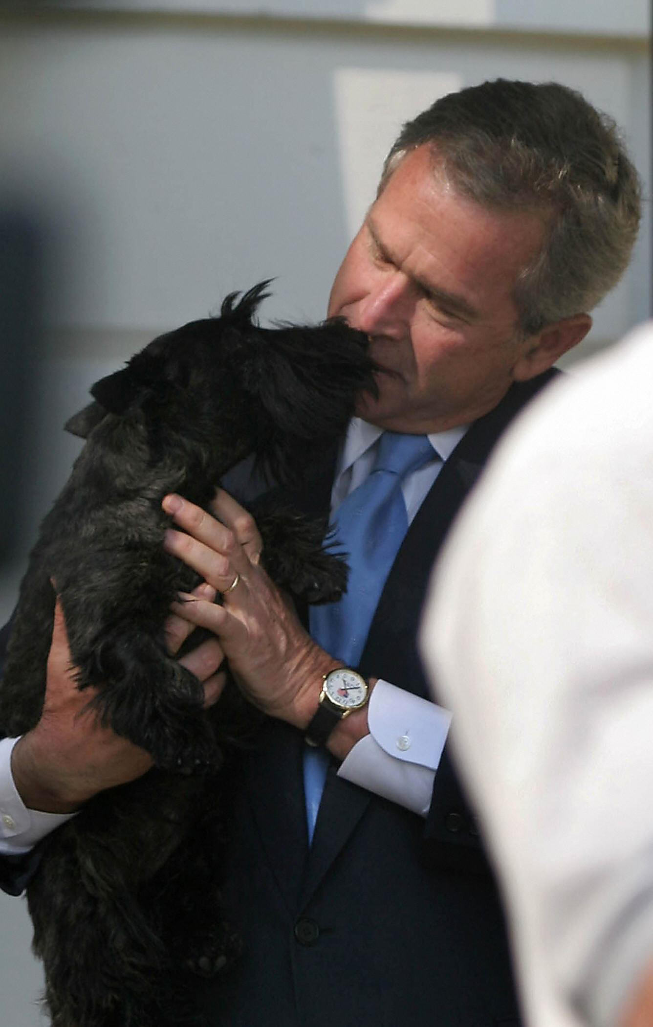 US President George W. Bush and his dog.