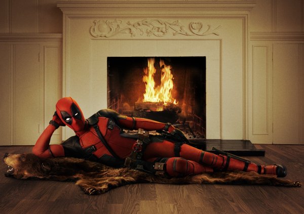 See The First Picture Of Ryan Reynolds As Deadpool Time