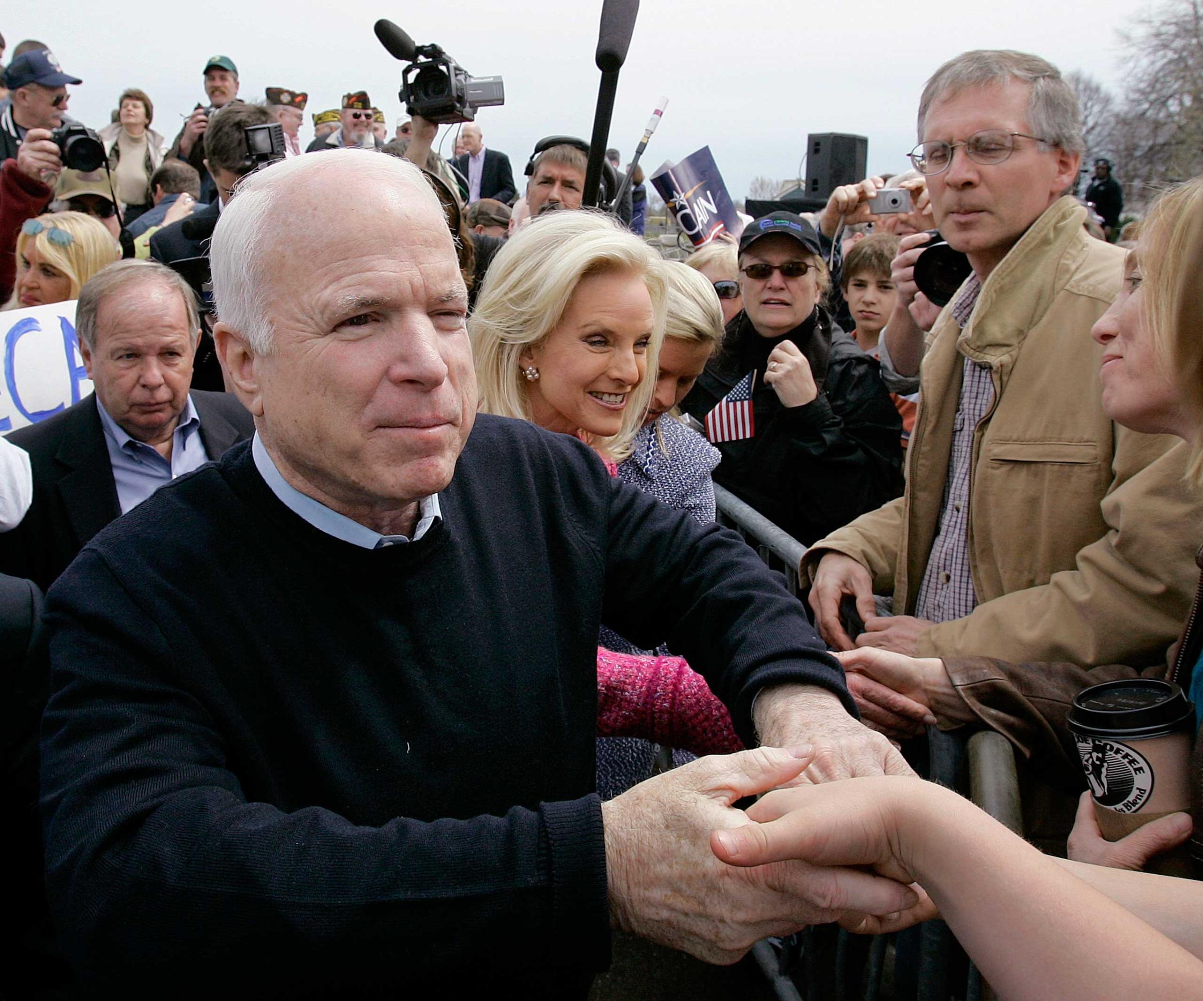 John McCain, Cindy McCain