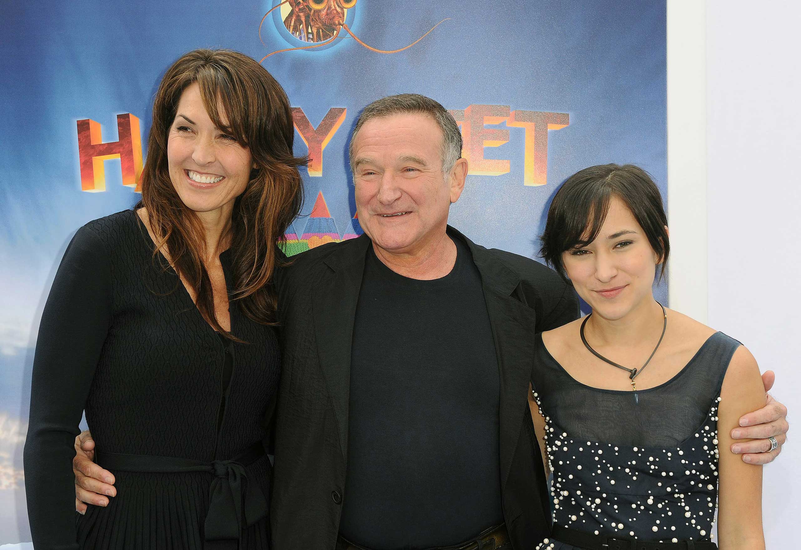 Susan Schneider, Robin Williams, and Zelda Williams in 2011. (Katy Winn&mdash;AP)