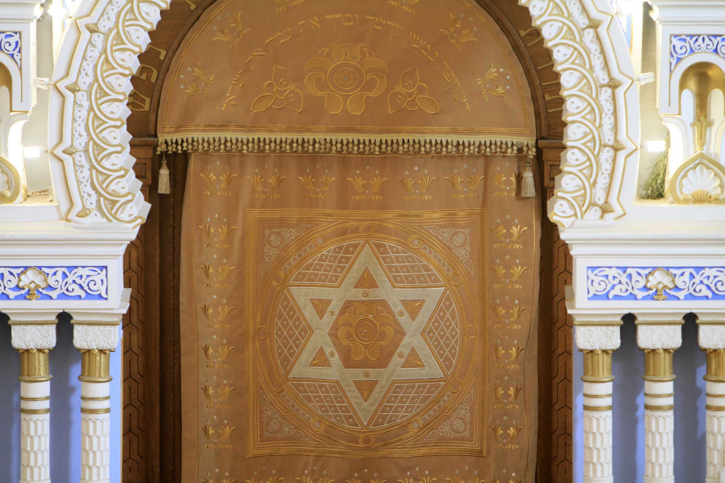 J Grand Choral Synagogue