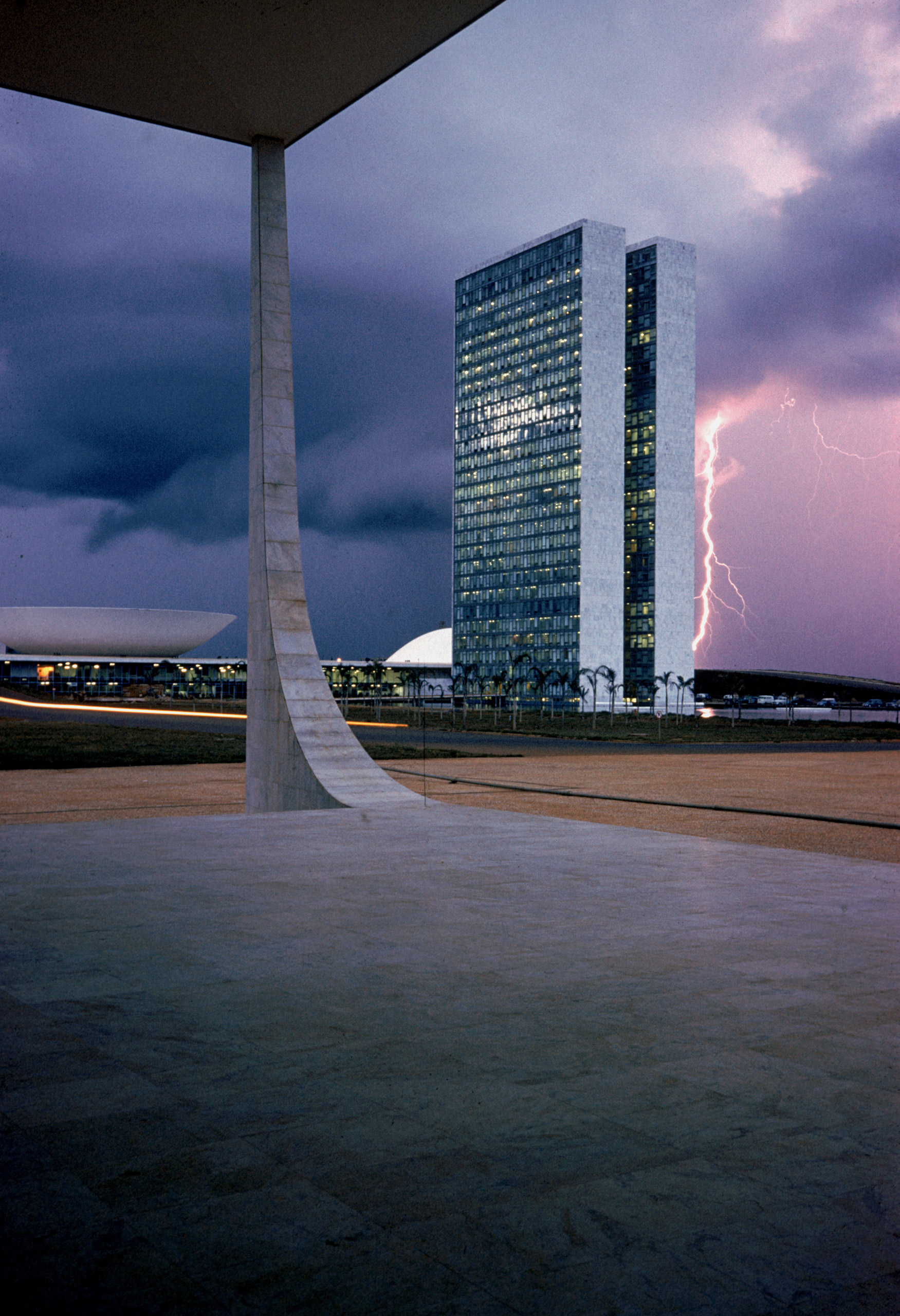 Oscar Neimeyer designed twin towers for Congress in Brasília, 1961.