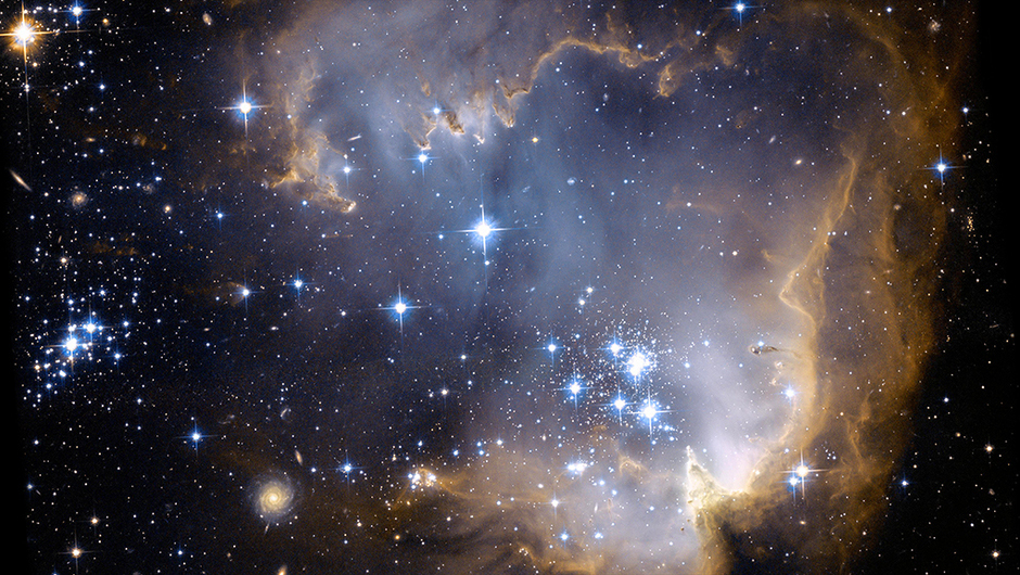 Hubble Observes Infant Stars in Nearby Galaxy