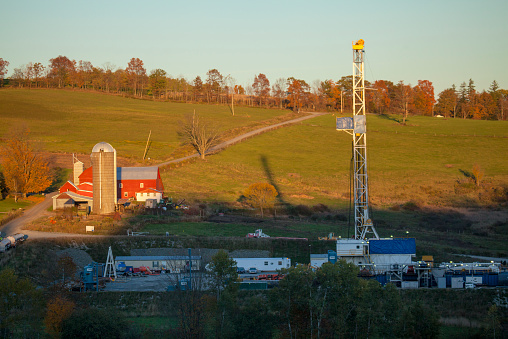 fracking-power-plant