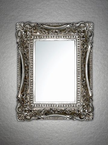 framed-mirror