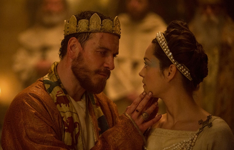 Michael Fassbender as Macbeth and Marion Cotillard as Lady Macbeth in MACBETH.