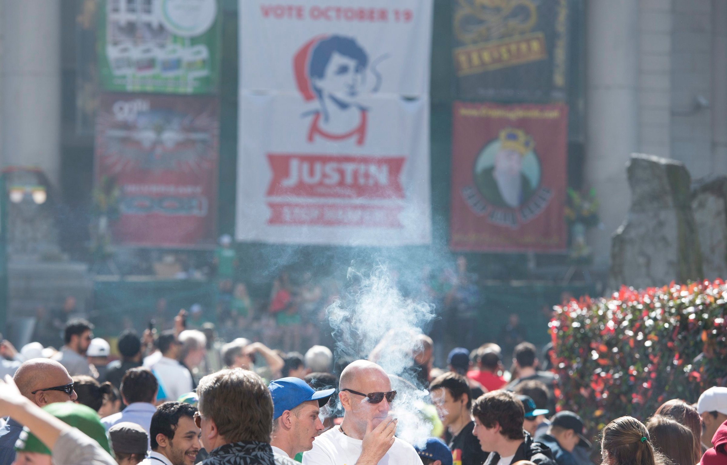 Thousands attend a 4-20 event in downtown Vancouver, B.C., on April 20, 2015
