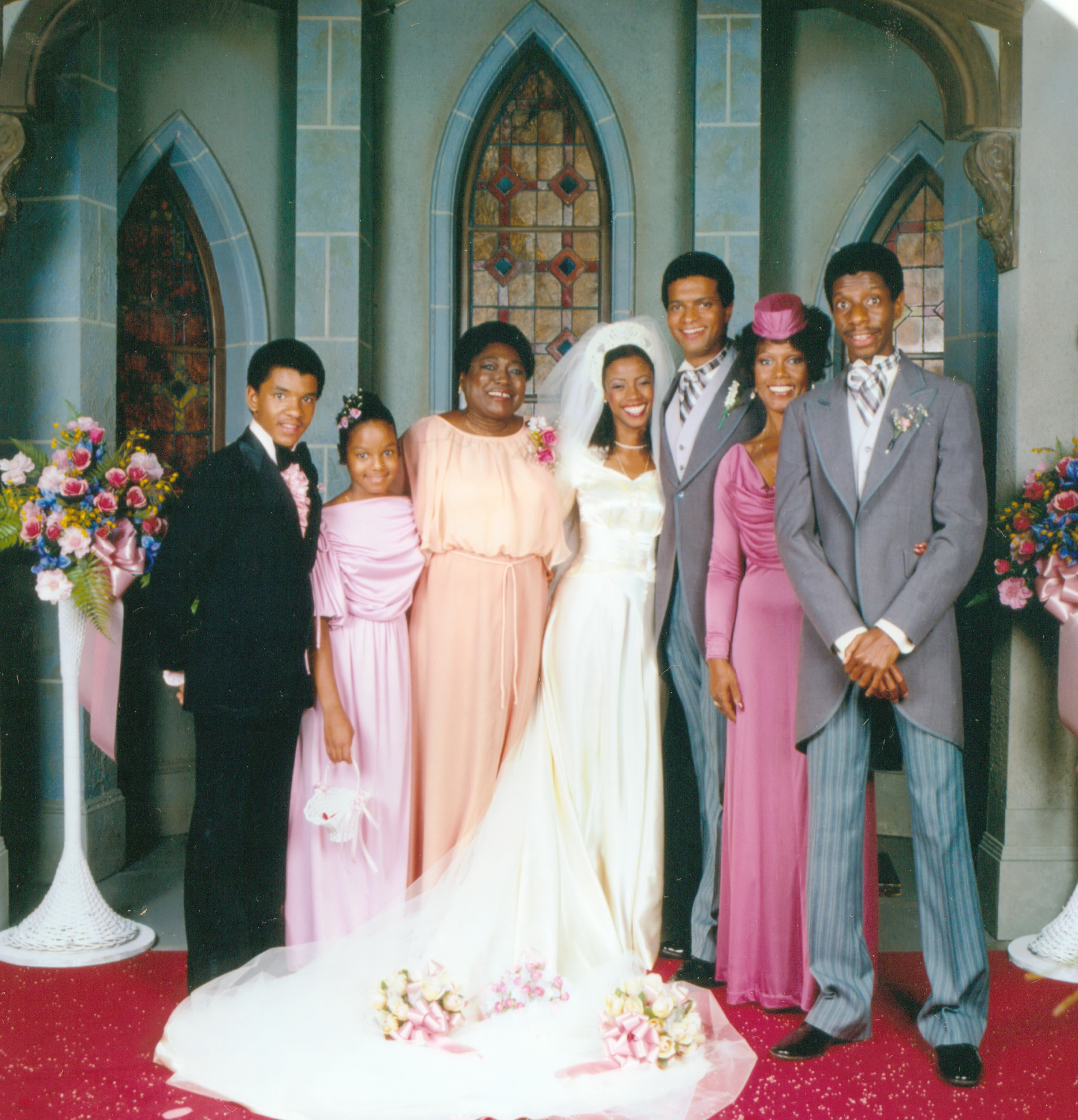 Cast of the CBS television series "Good Times" pose for a group portrait on the "Thelma's Wedding" episode in Los Angeles, on August 3, 1978. (CBS Photo Archive—Getty Images)