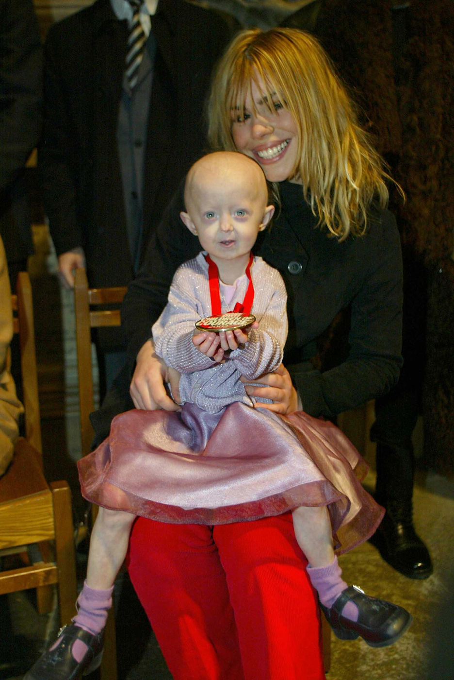 Hayley Okines, front, with Billie Piper in 2002. (Chris Young—PA/AP)