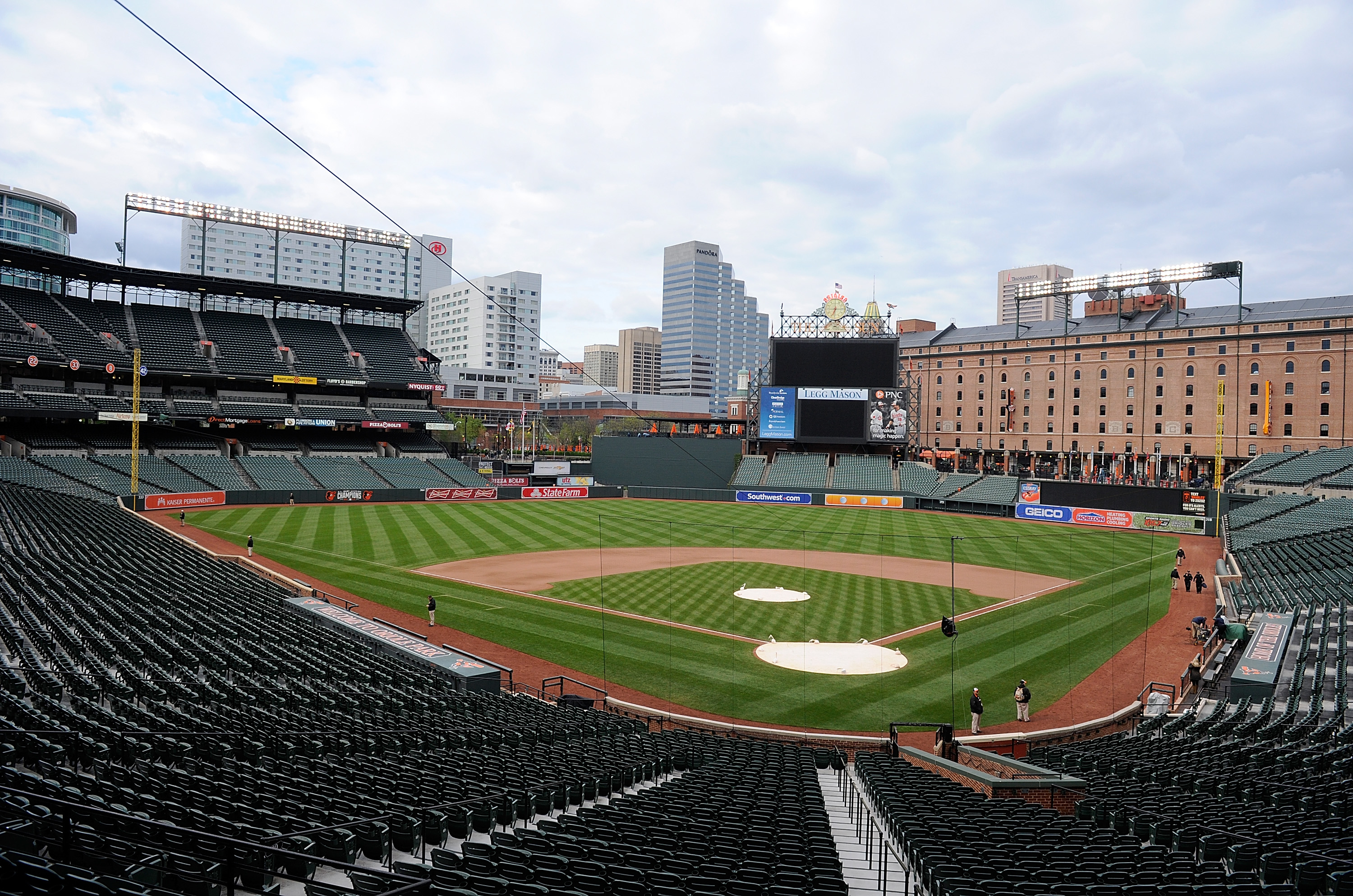 Home Field: Oriole Park At Camden Yards, Baltimore, MD