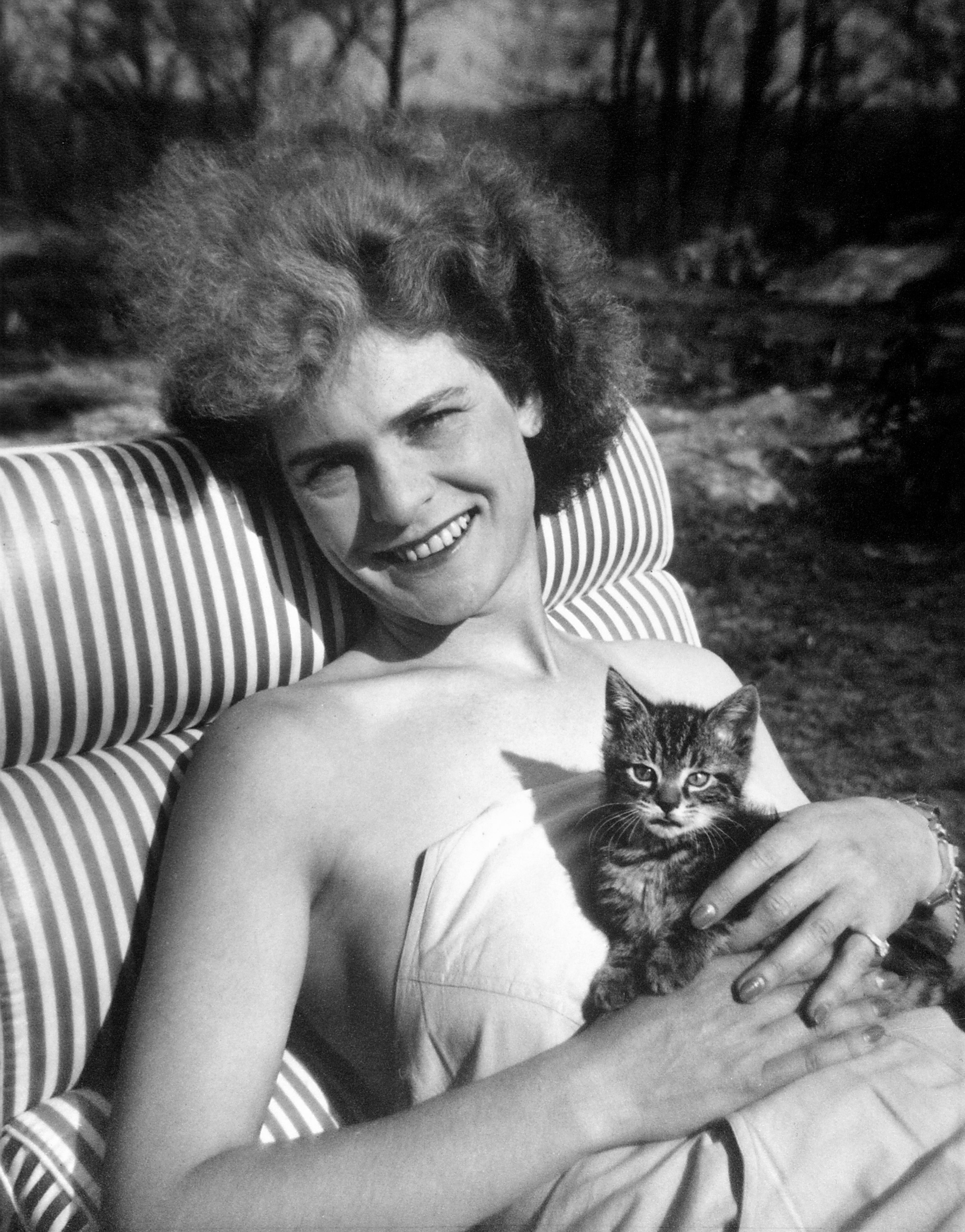 Photographer Margaret Bourke-White and her cat, 1940.