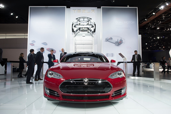 A Tesla Model S P85D vehicle is displayed at the 2015 North American International Auto Show (NAIAS) in Detroit on Jan. 12, 2015. (Bloomberg via Getty Images)