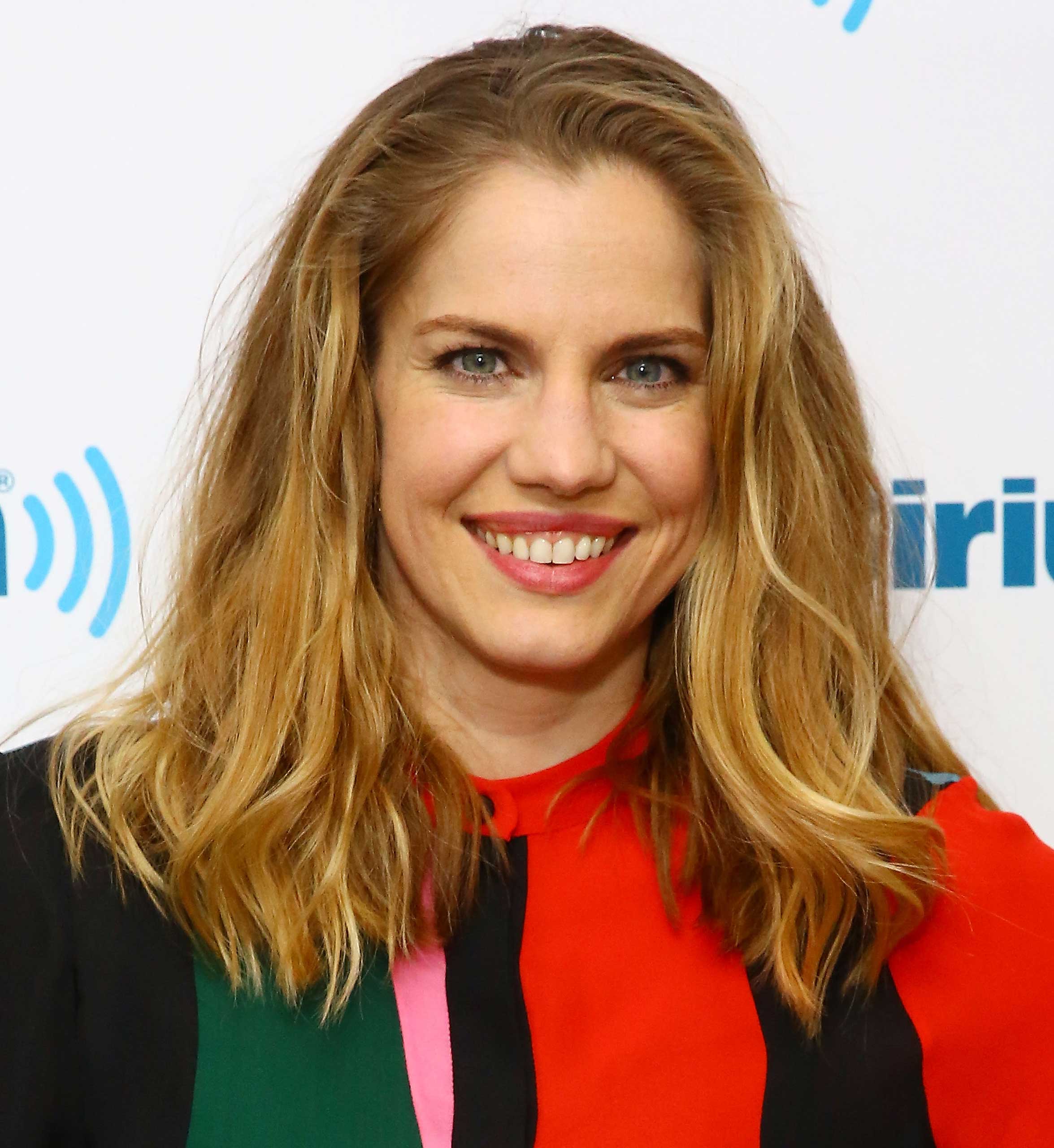 Actress Anna Chlumsky visits the SiriusXM Studios on  in New York City on April 16, 2015. (Astrid Stawiarz—Getty Images)