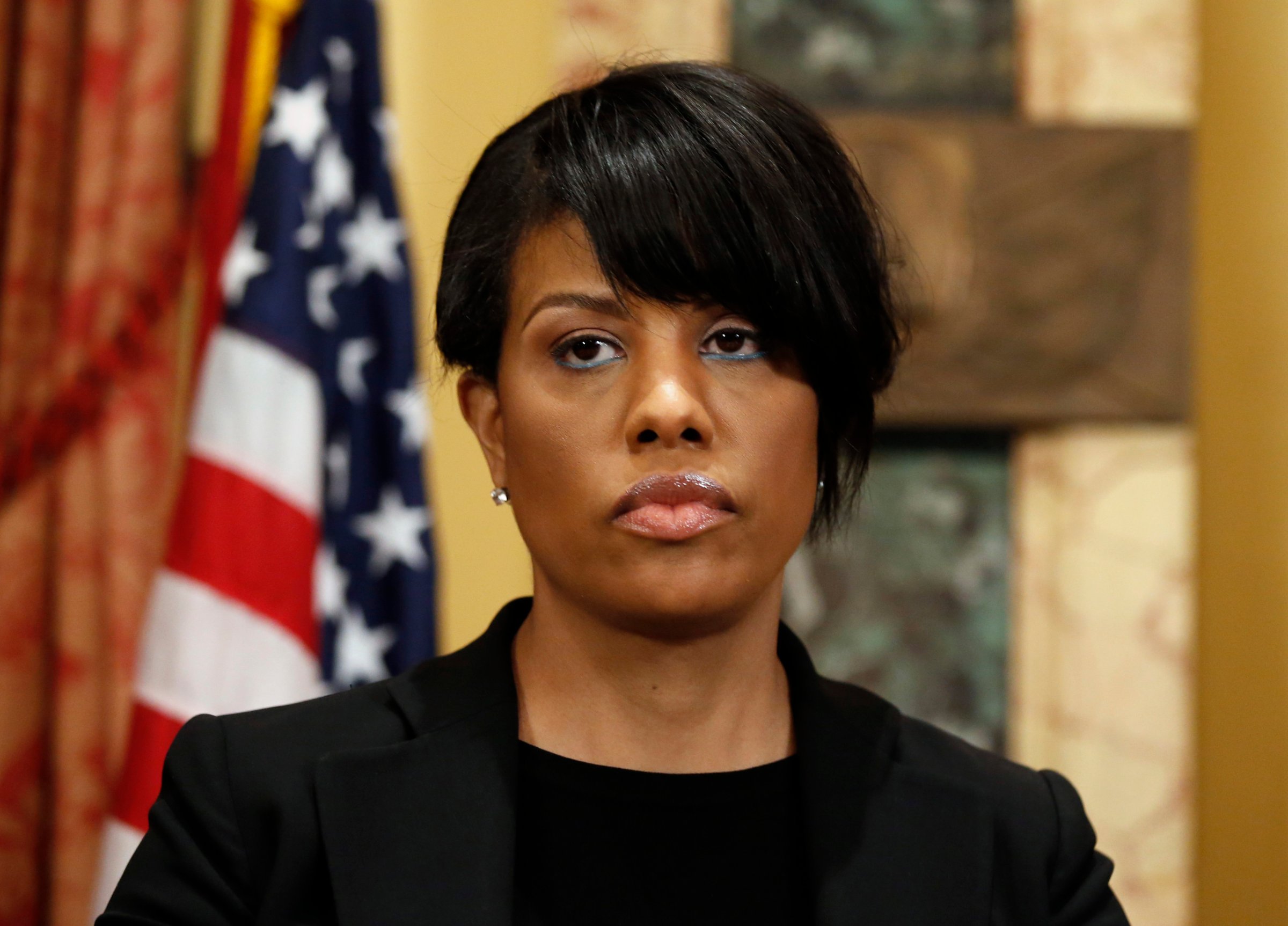 Mayor Stephanie Rawlings-Blake prepares to speak at a media availability at City Hall, on May 1, 2015 in Baltimore.